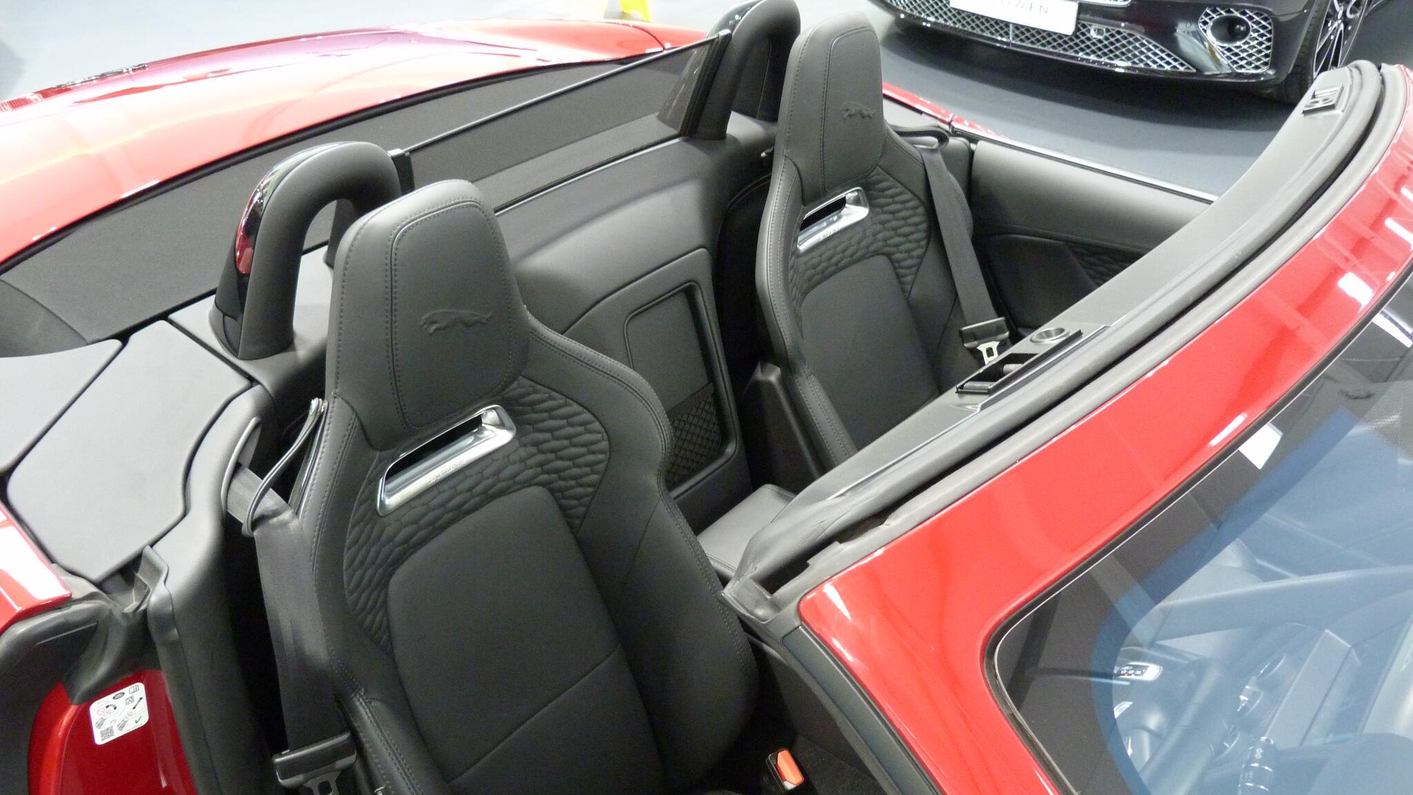 Jaguar F-Type view 45