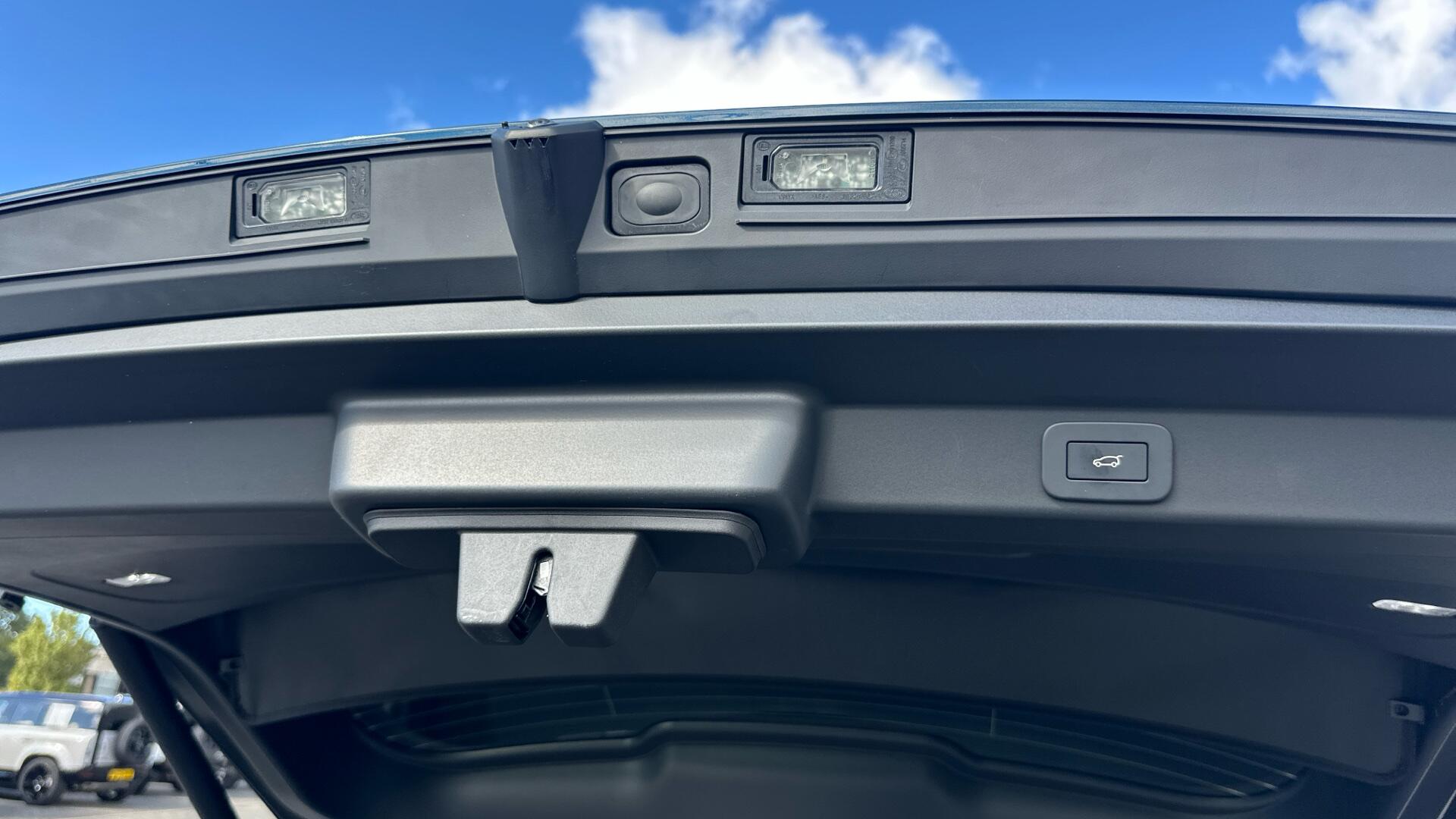 Land Rover Range Rover Sport view 33