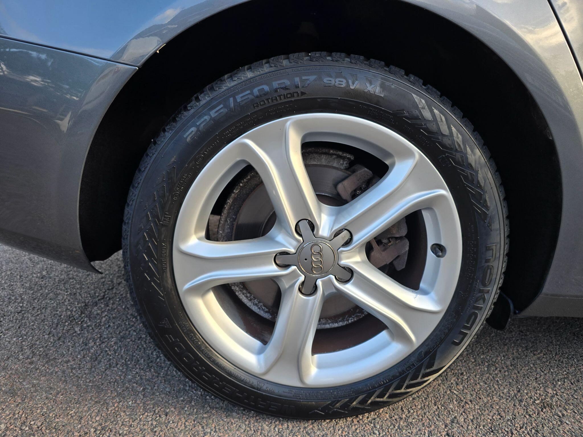 Audi A4 view 71