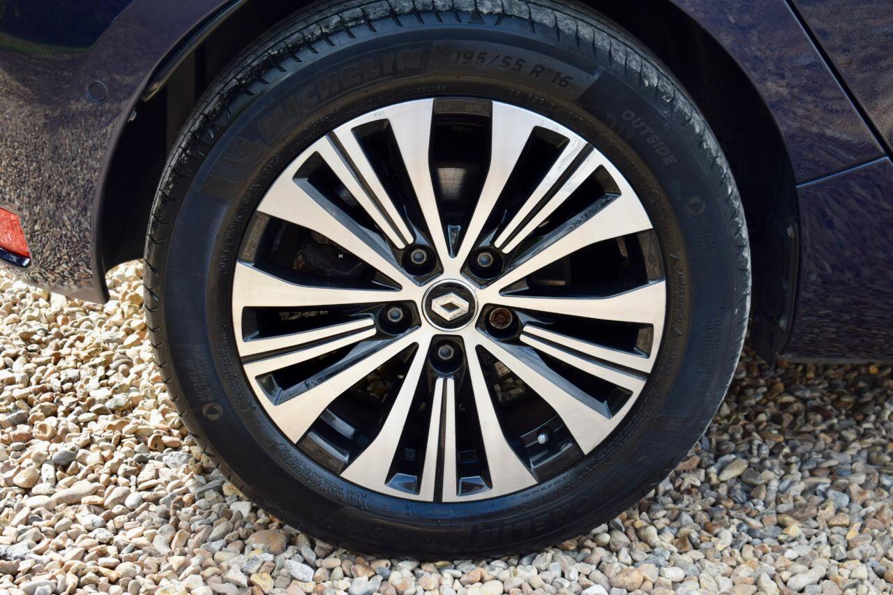 Renault Zoe view 19