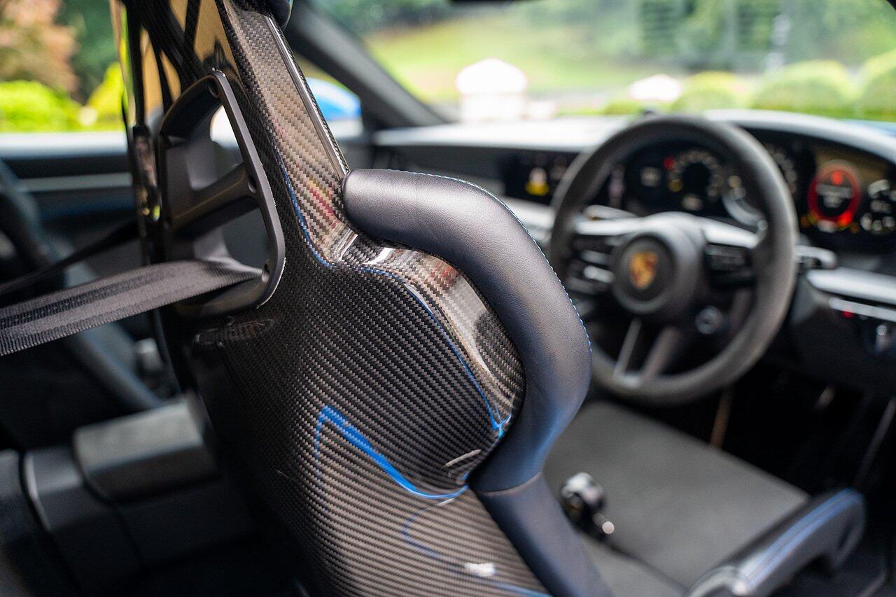 Porsche 911 view 59