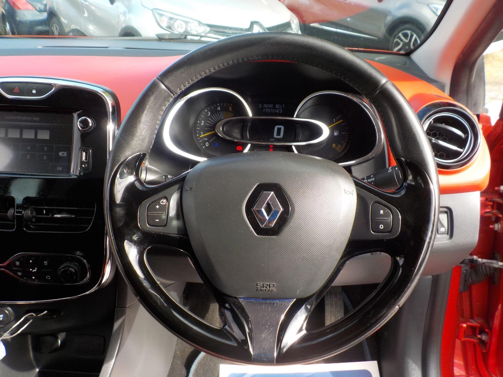 Renault Clio 1.5 dCi Dynamique S MediaNav Euro 5 (s/s) 5dr