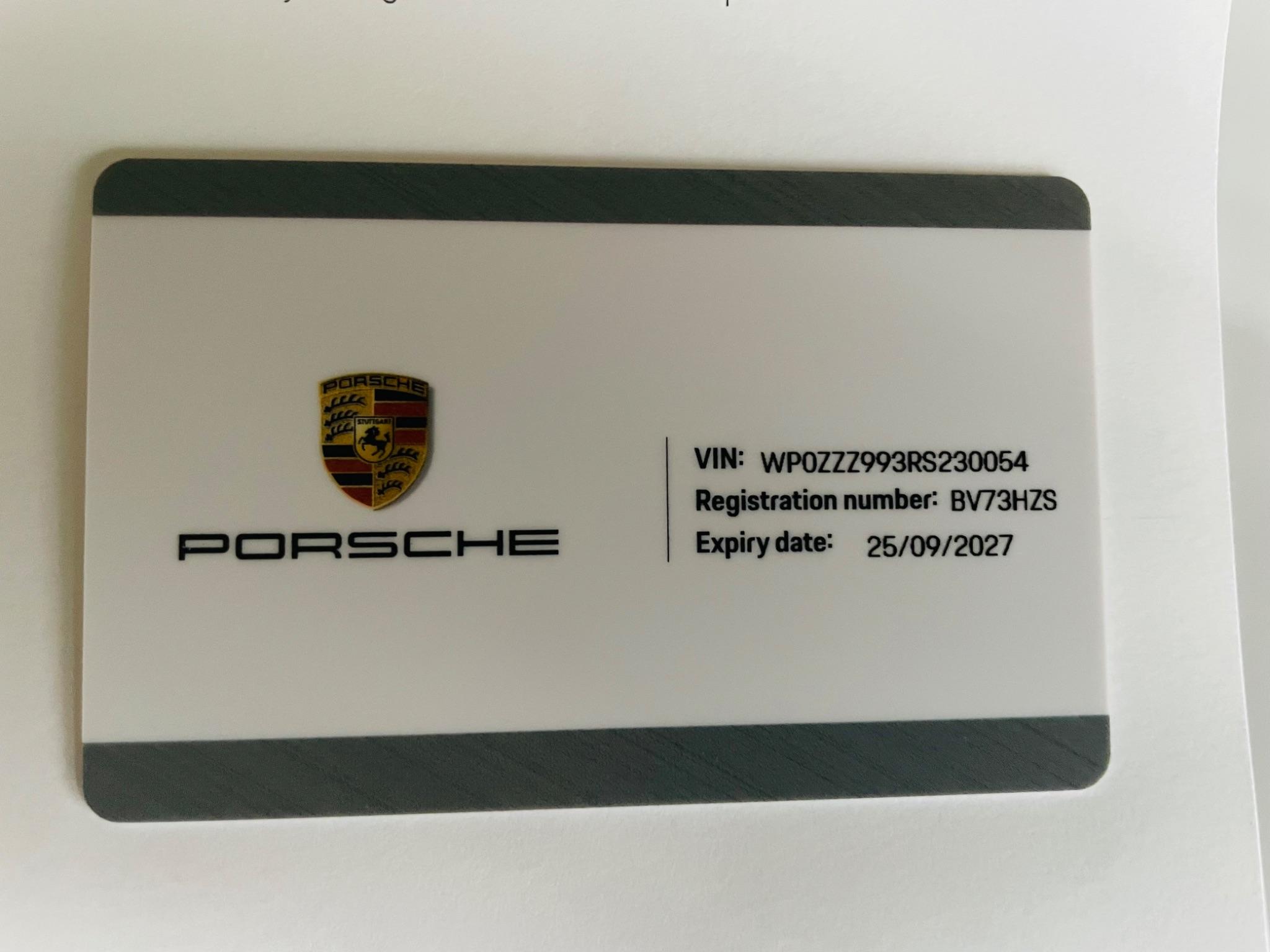 Porsche 911 view 28