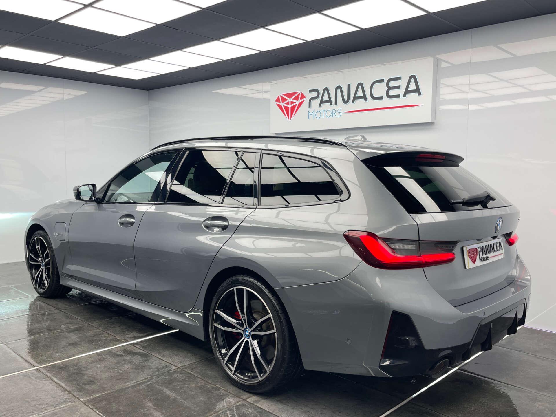 BMW 3 Series view 34