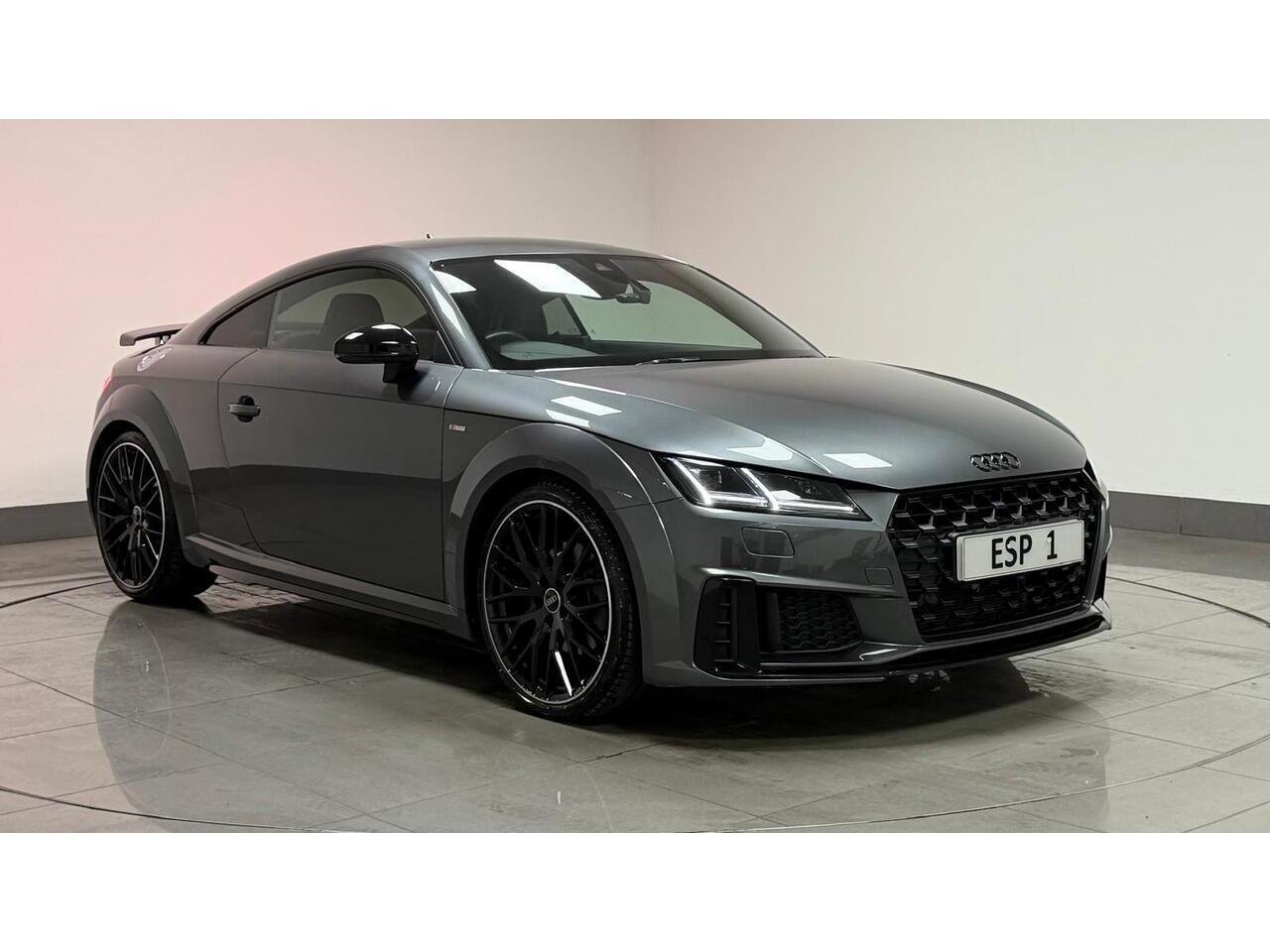 Audi TT view 10