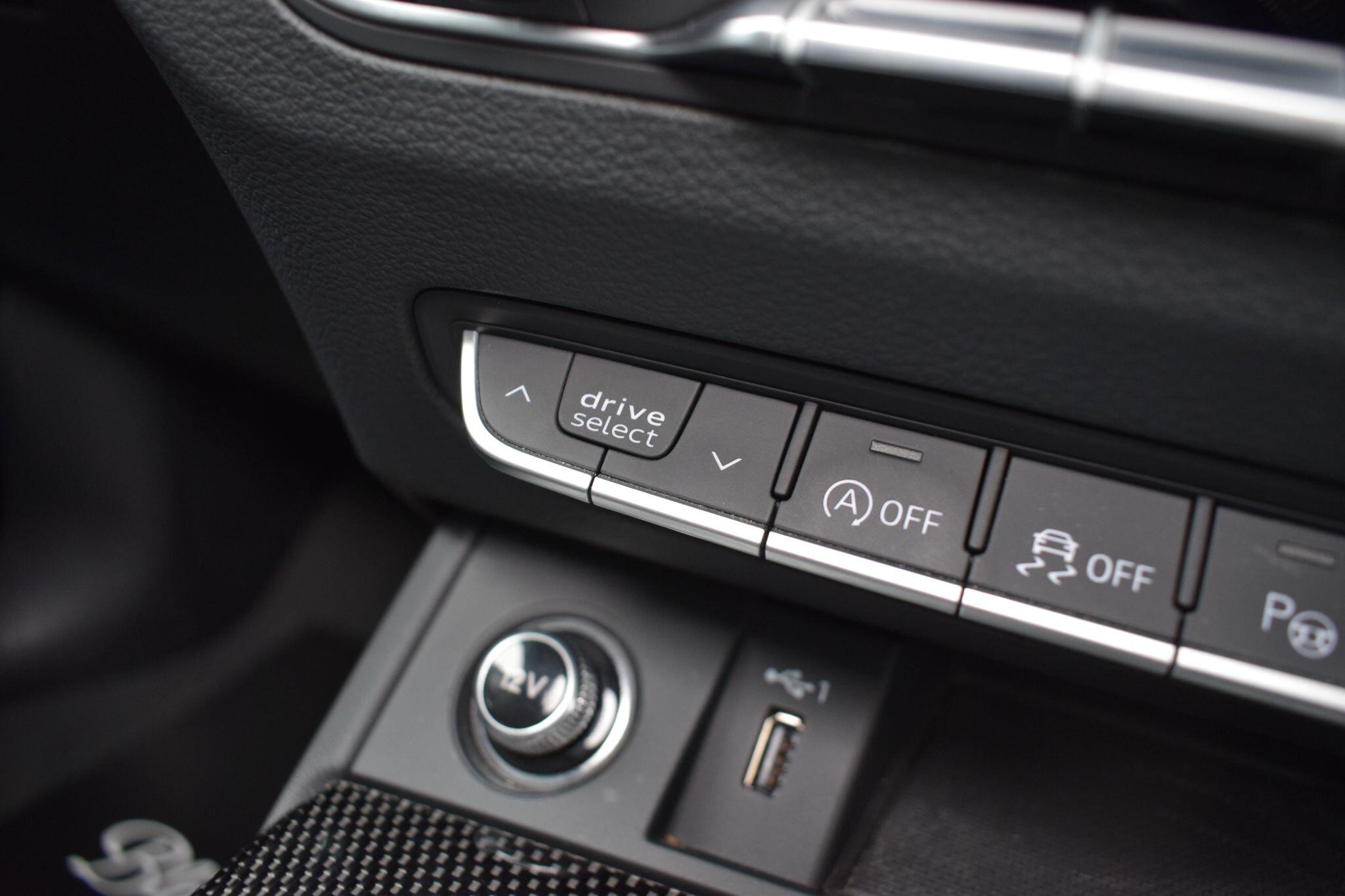 Audi SQ5 view 19