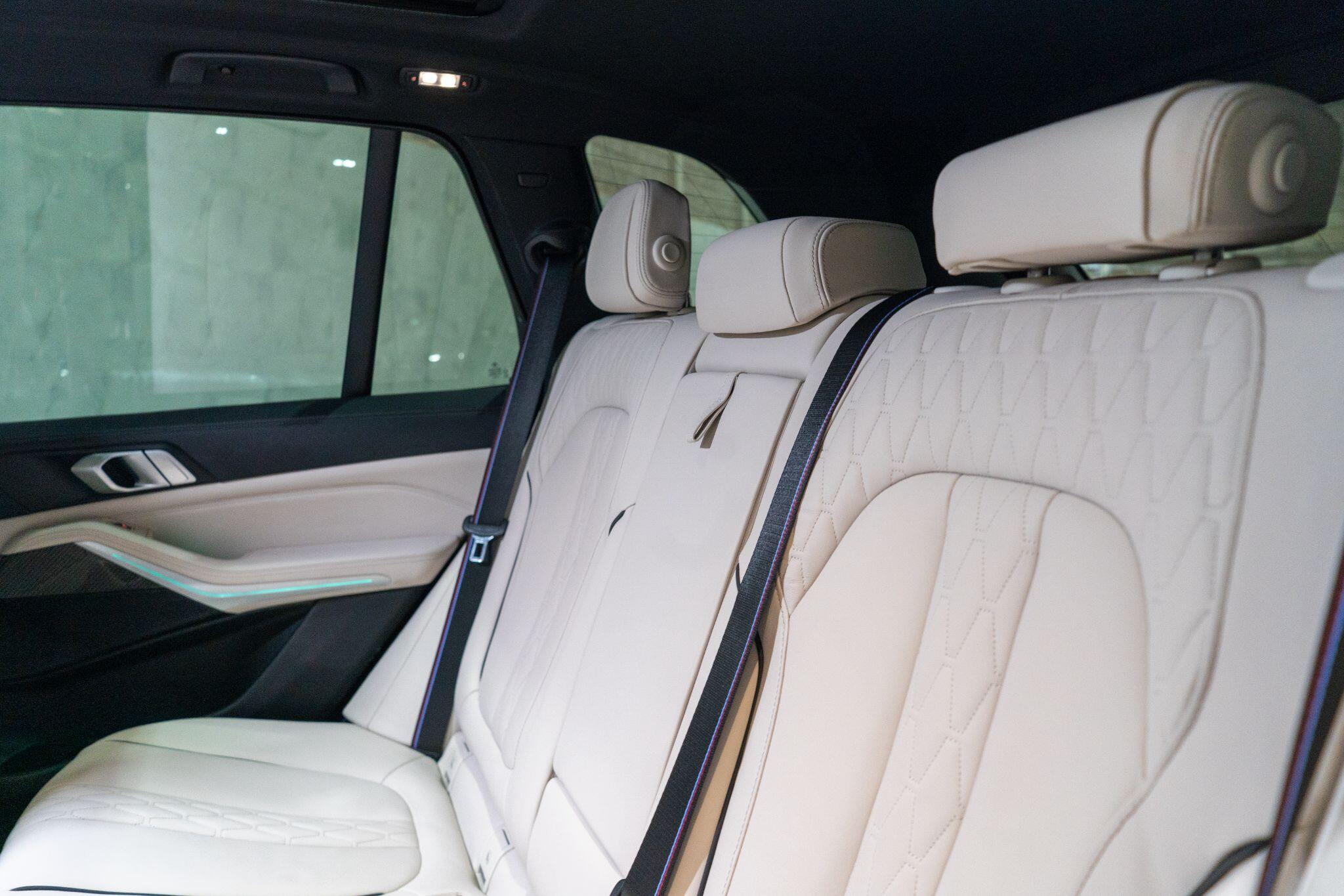 BMW X5 view 17