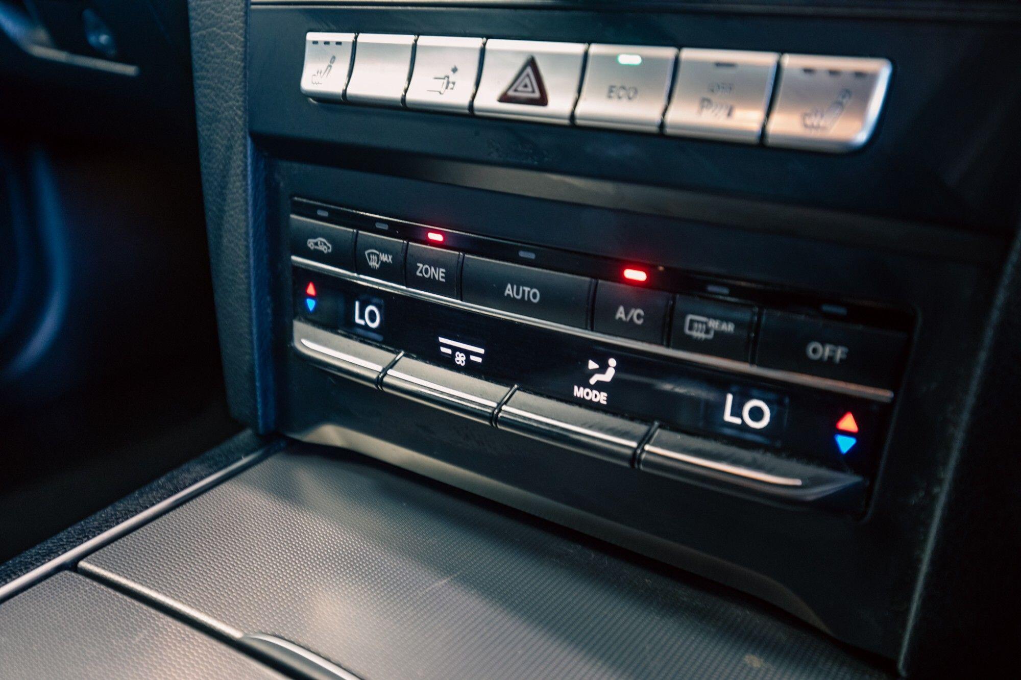 Mercedes-Benz E-Class view 17