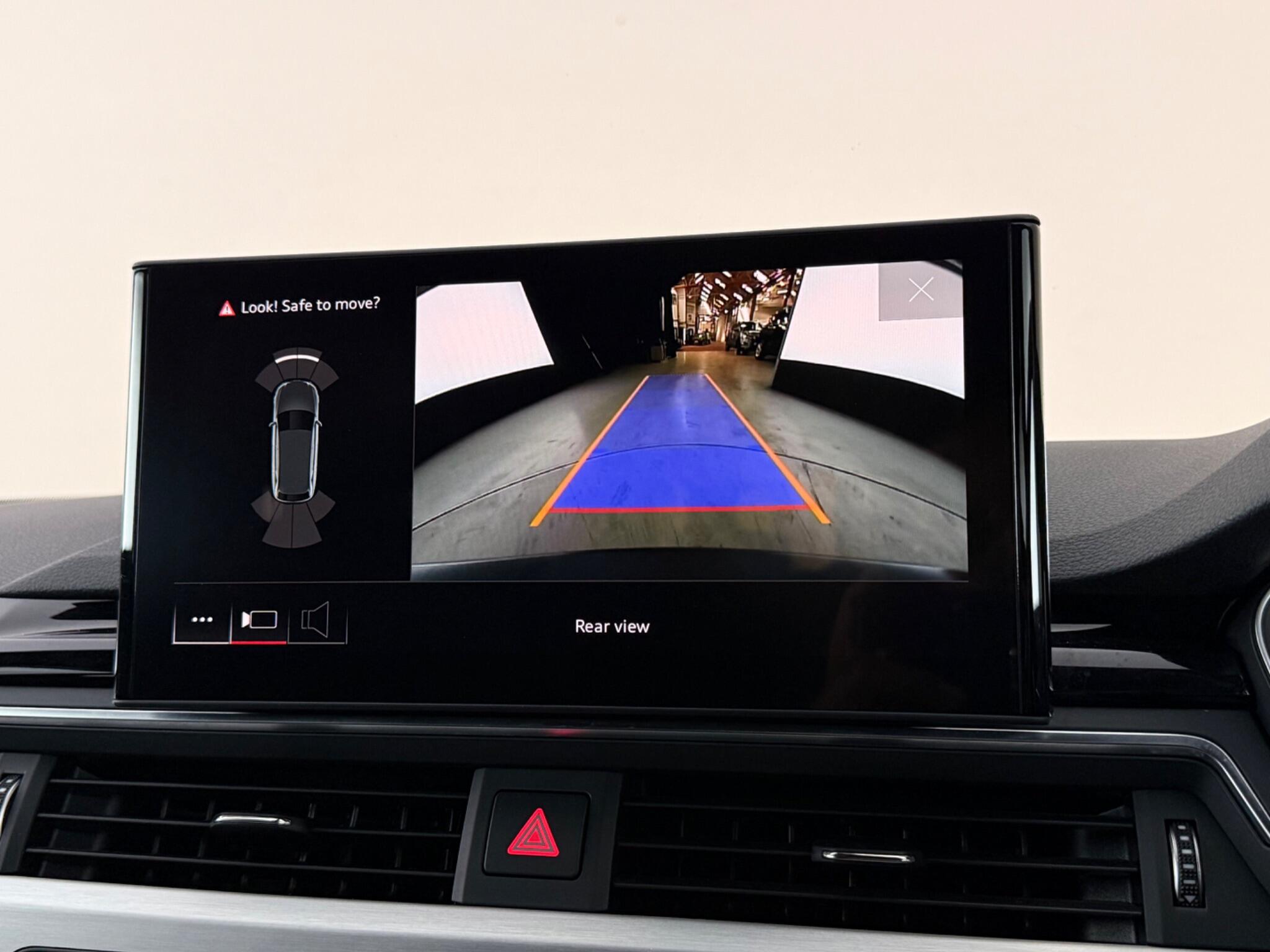 Audi A4 view 29