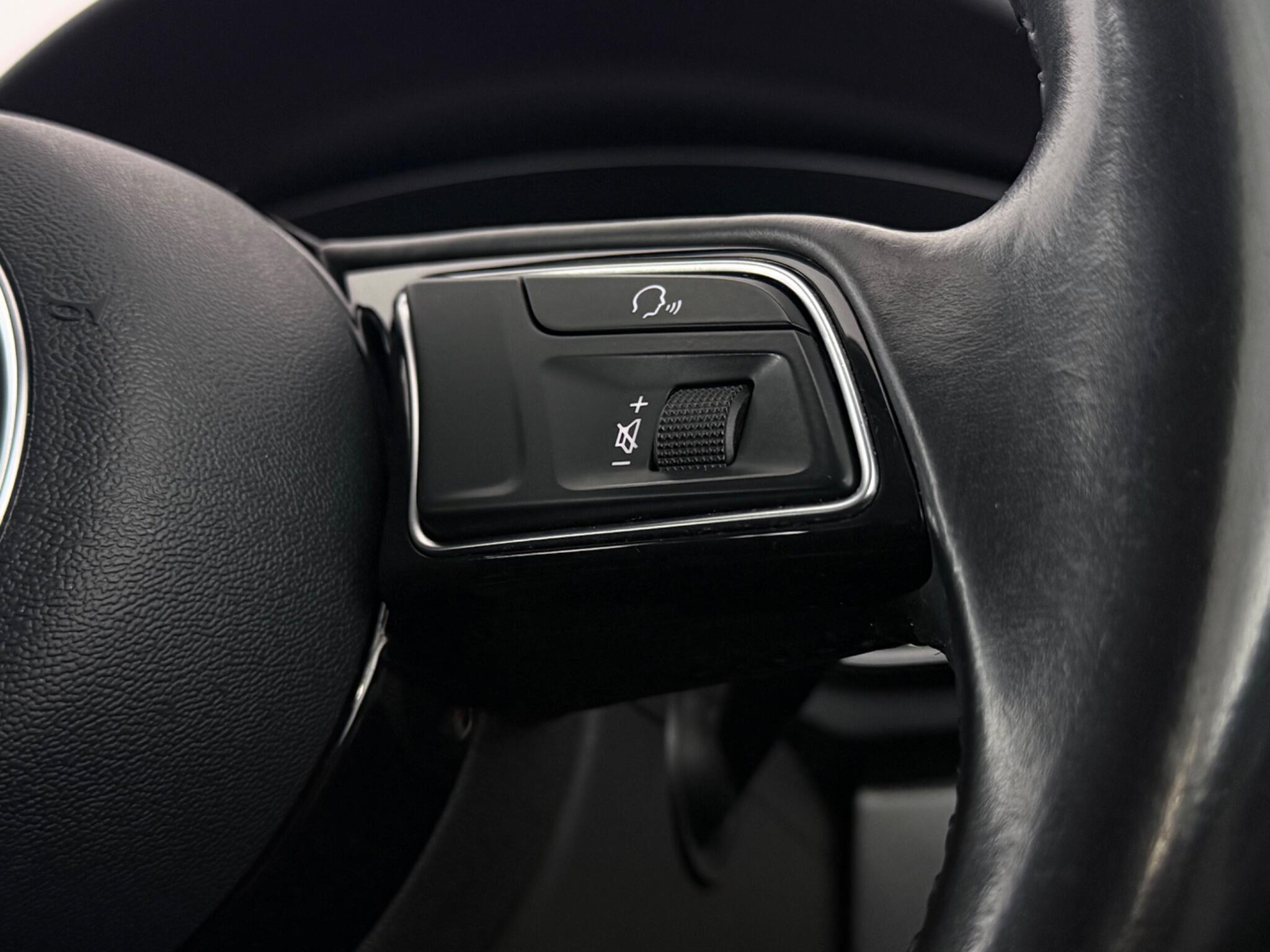 Audi A4 view 15