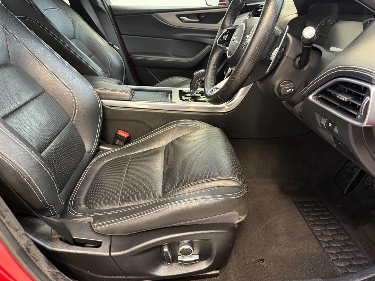 Jaguar Xe view 22