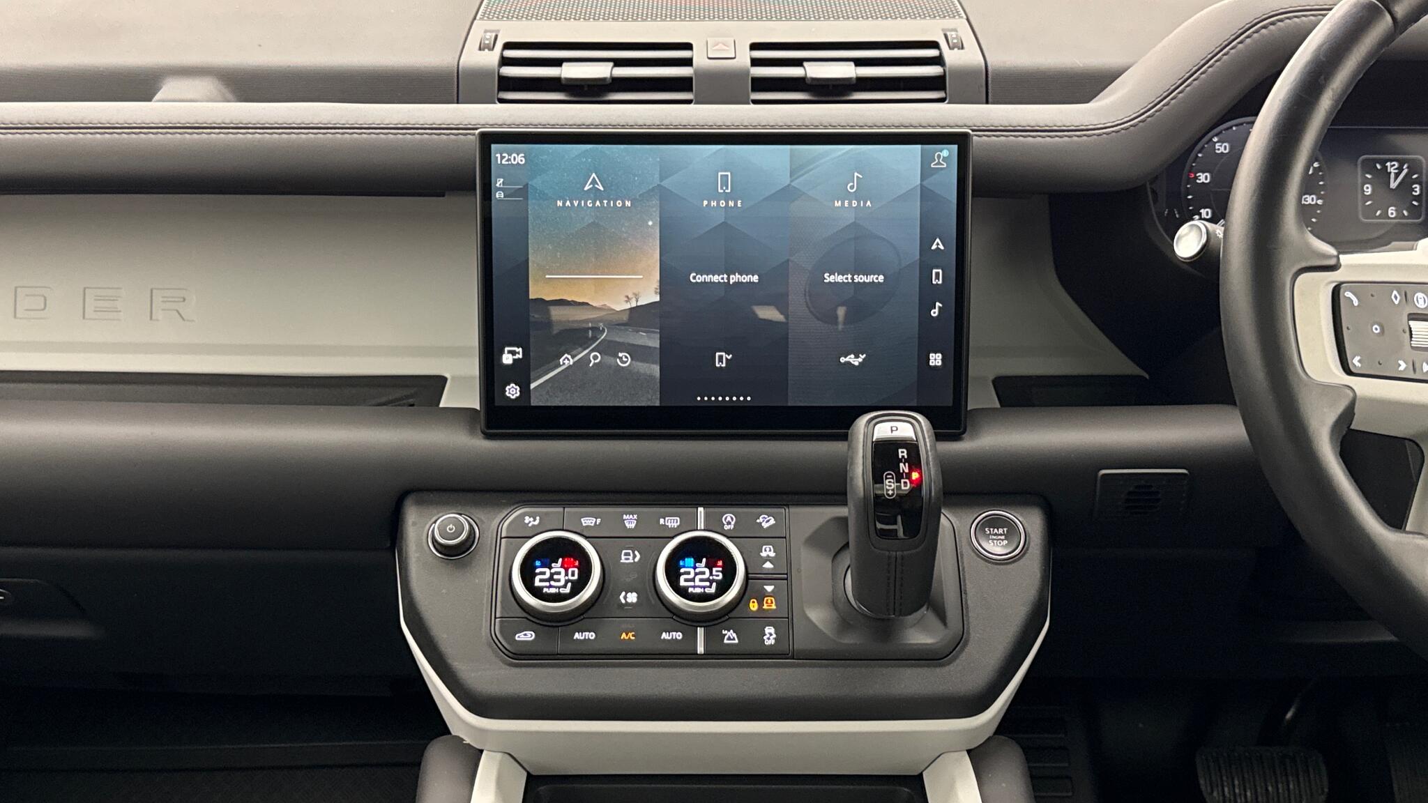 Land Rover Defender view 14