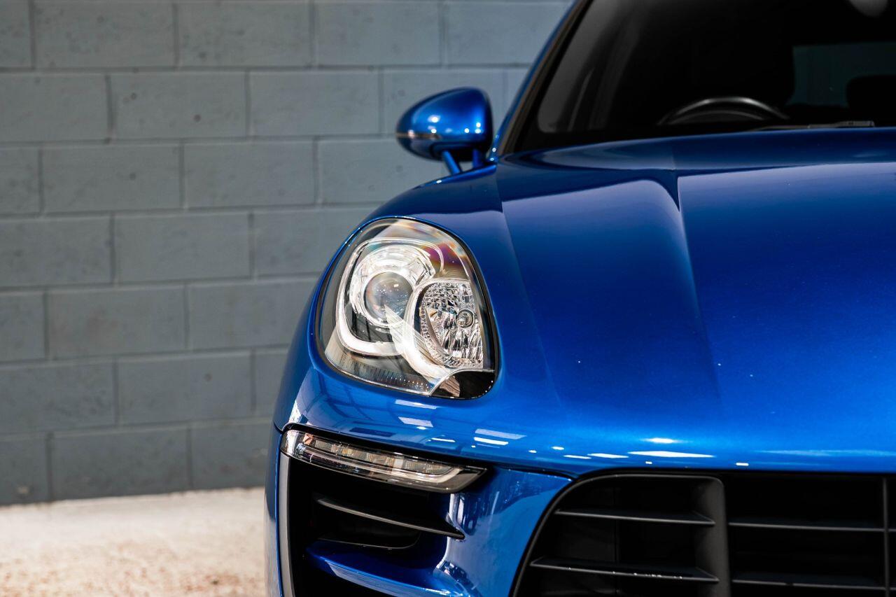 Porsche Macan view 41