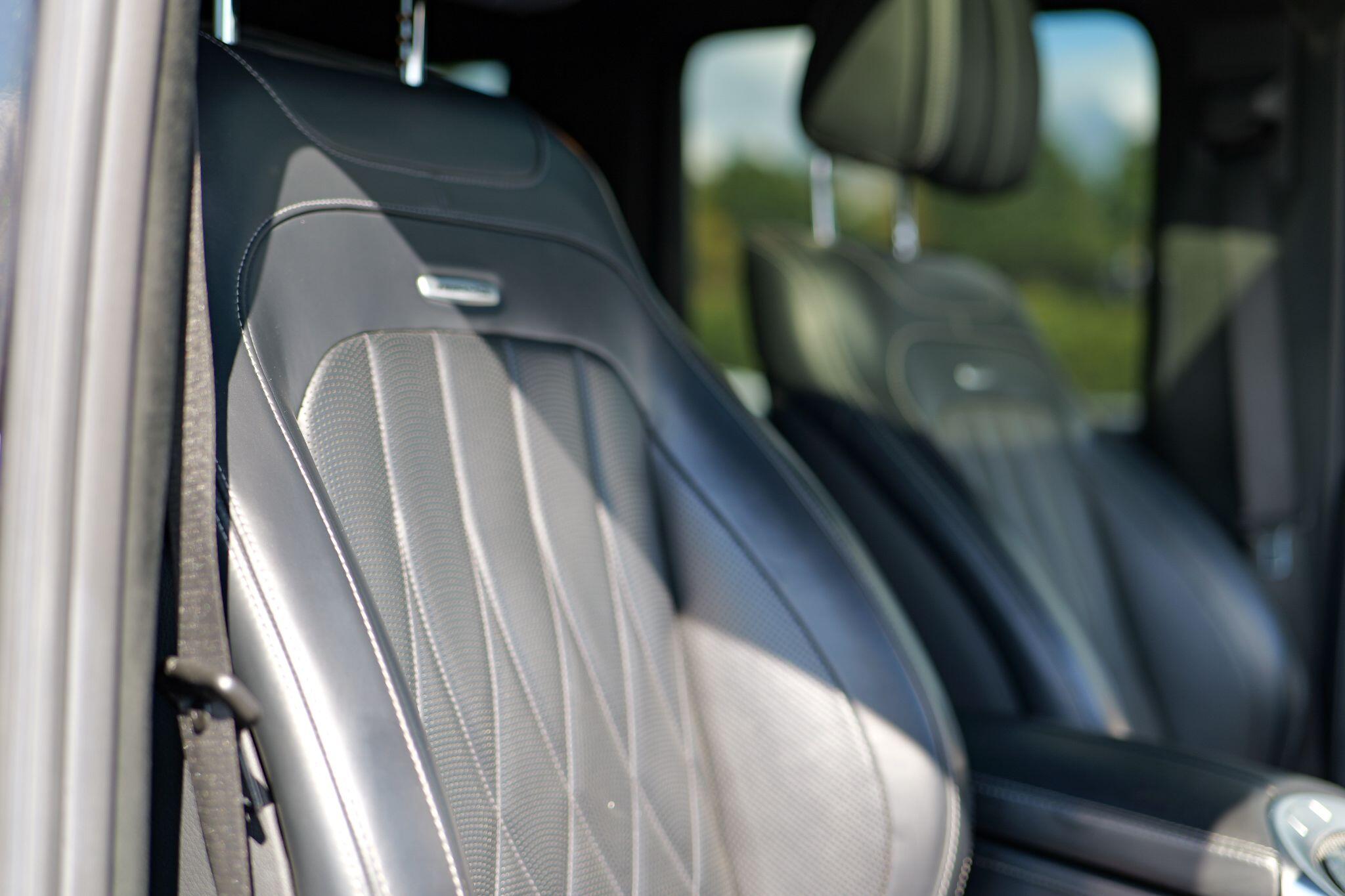 Mercedes-Benz G-Class view 19