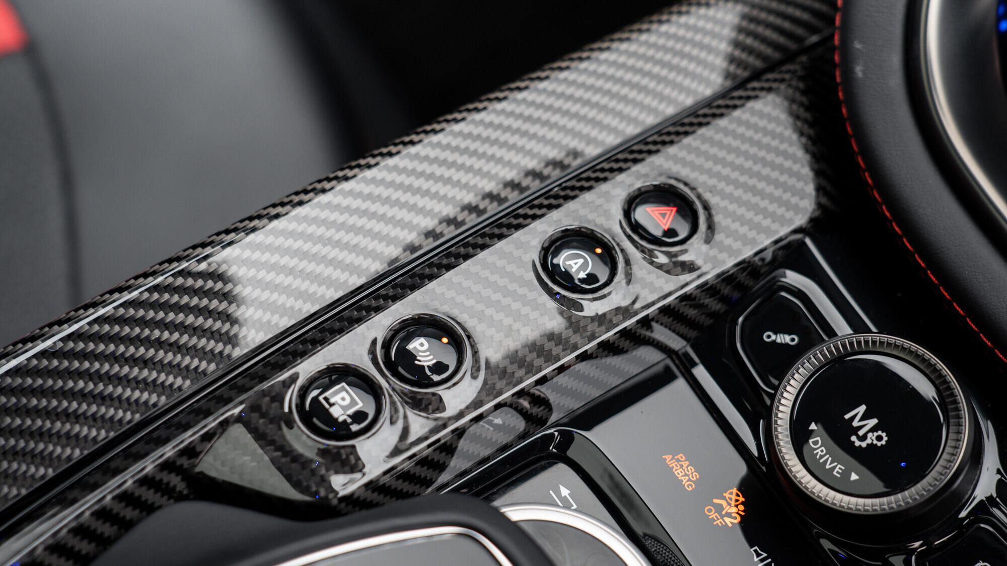 Aston Martin DBX view 53