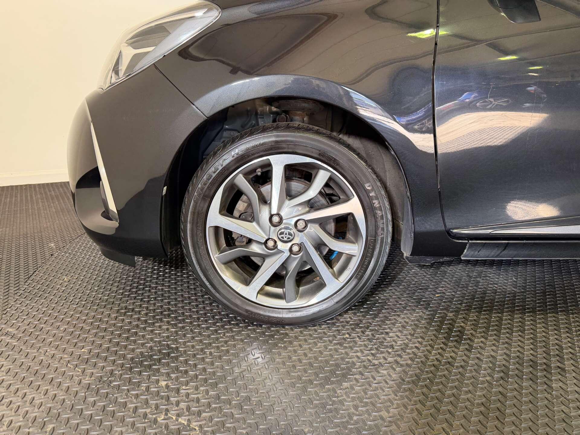 Toyota Yaris view 52