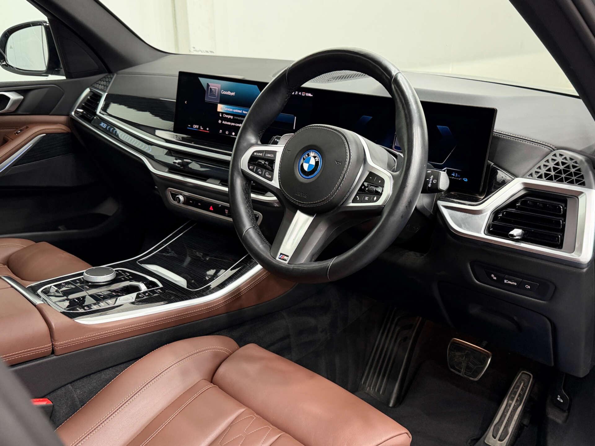 BMW X5 view 40