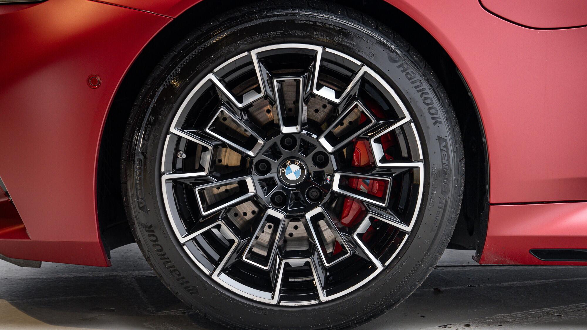 BMW M5 view 10