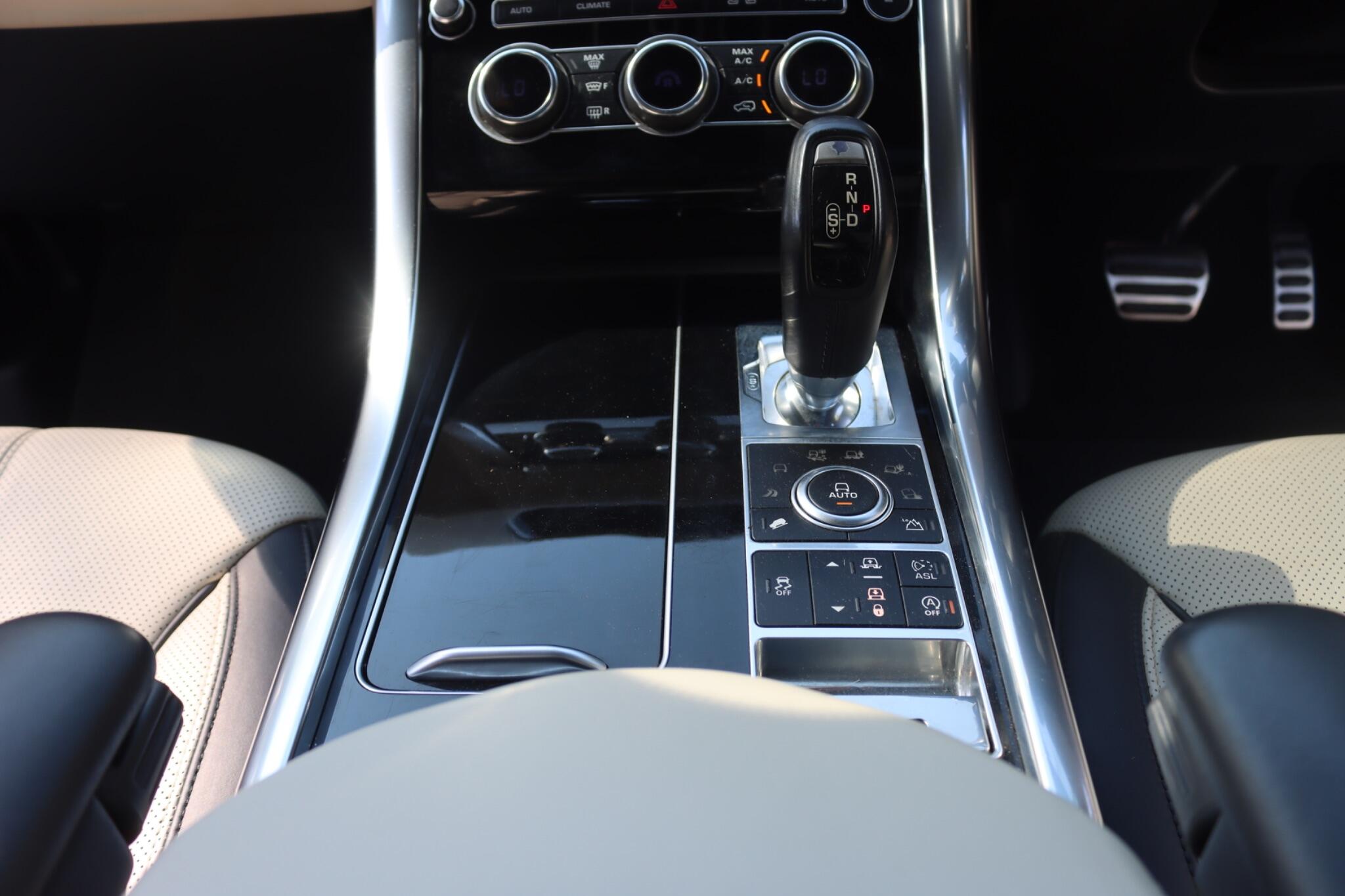 Land Rover Range Rover Sport view 50