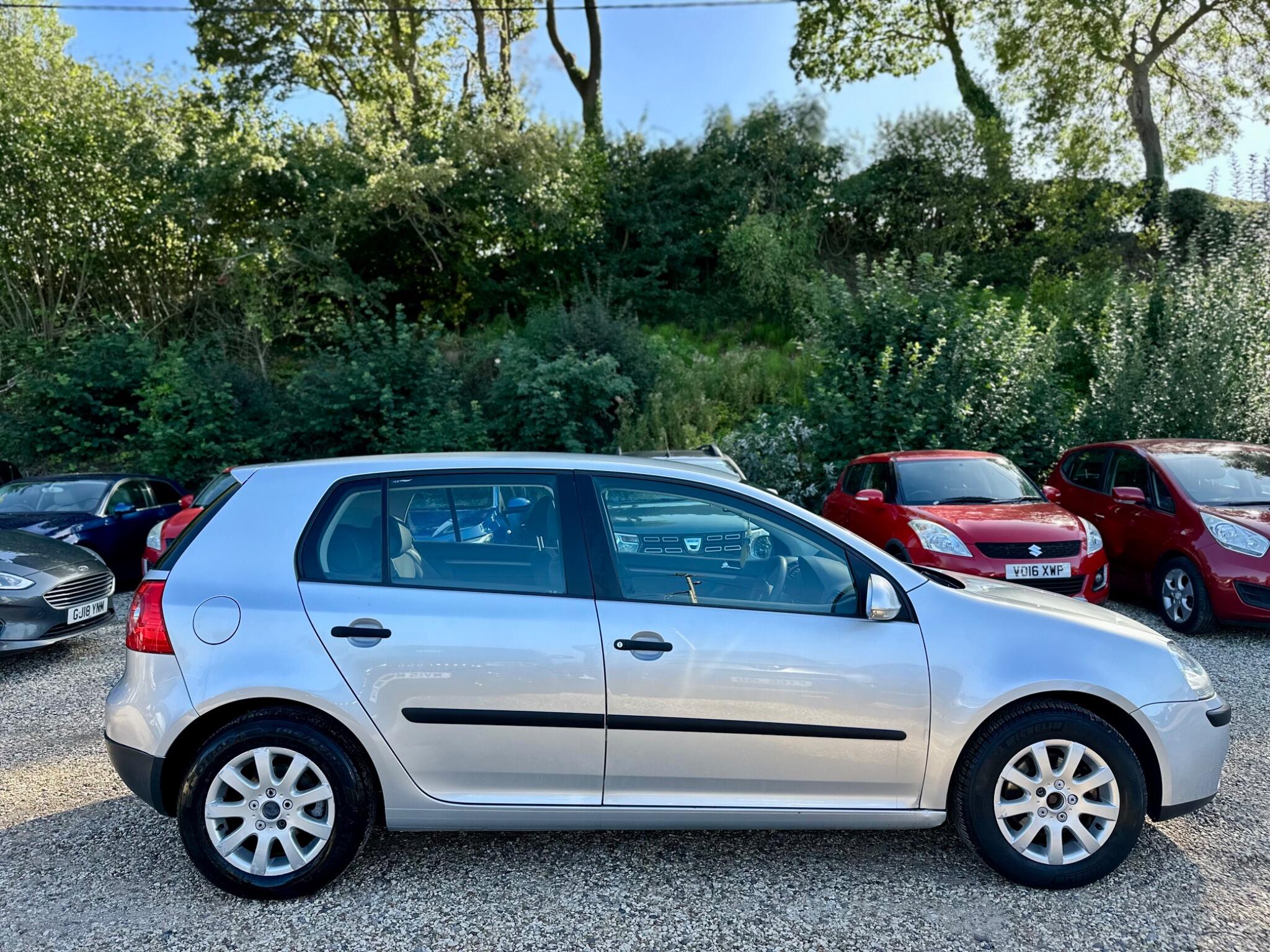 Volkswagen Golf view 7