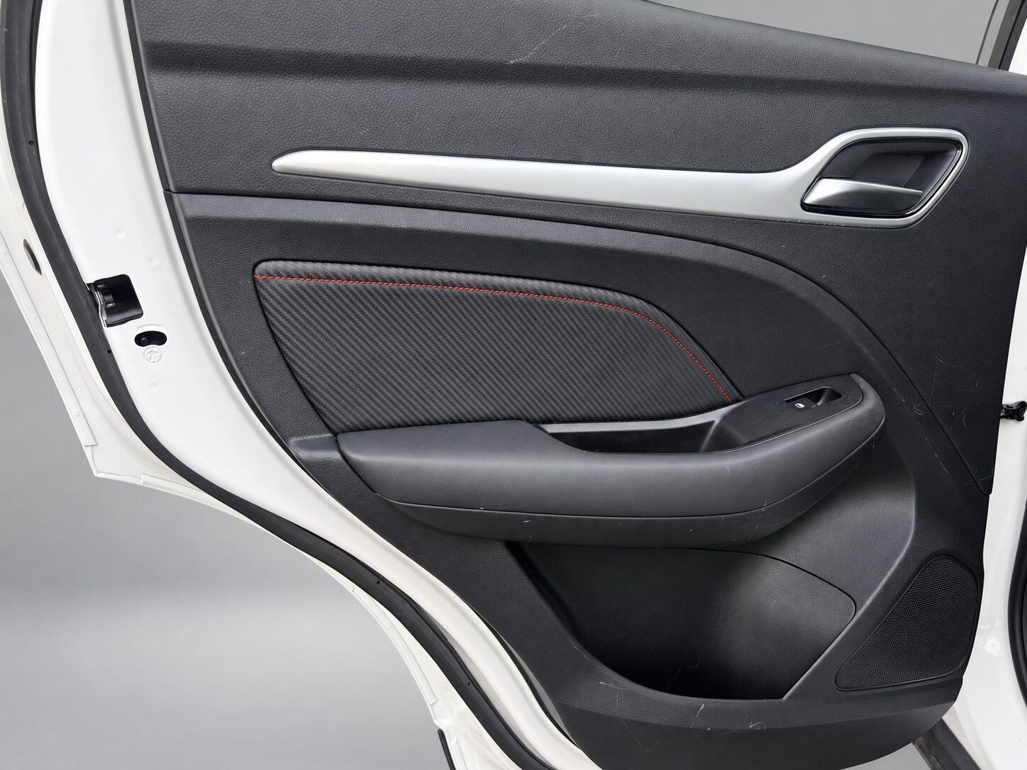 MG ZS view 32