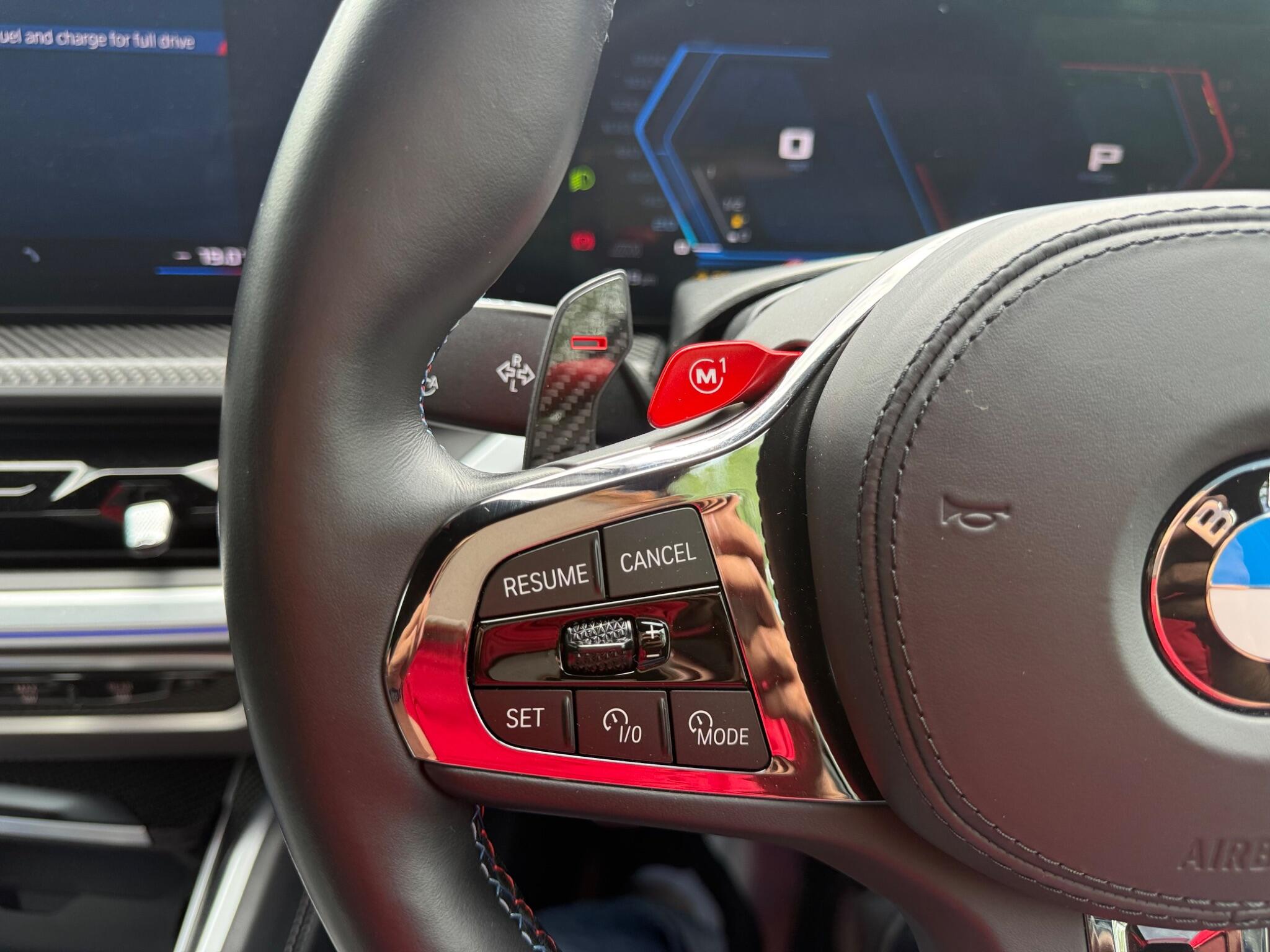 BMW XM view 36