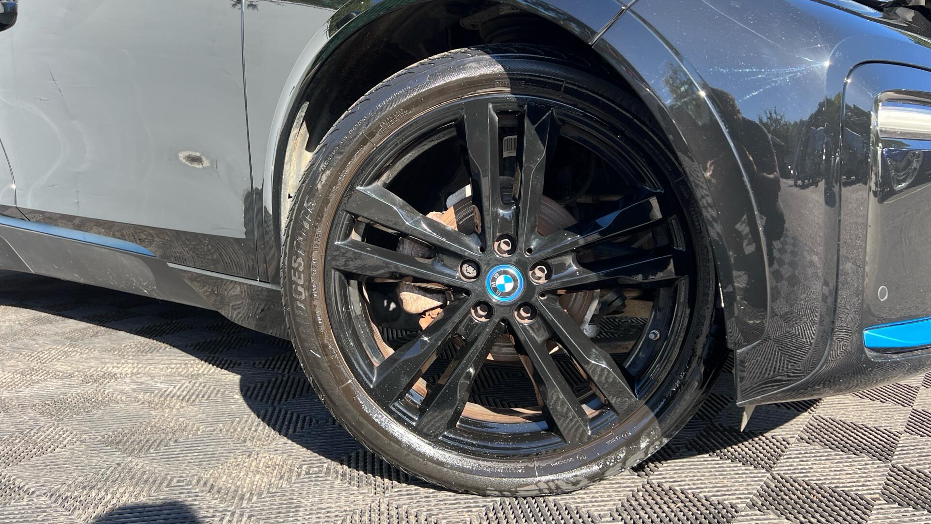 BMW i3 view 26