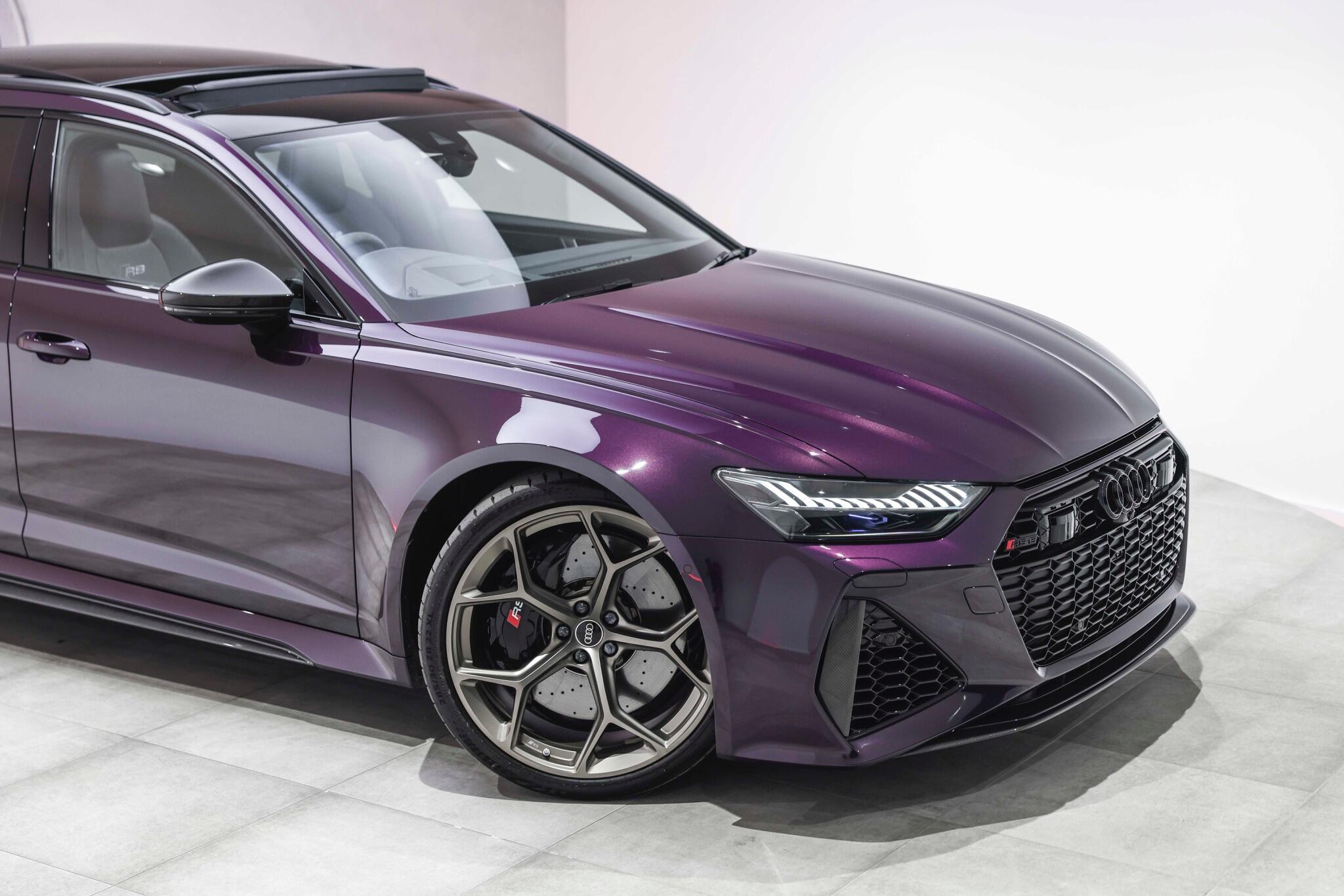 Audi RS6 Avant view 15