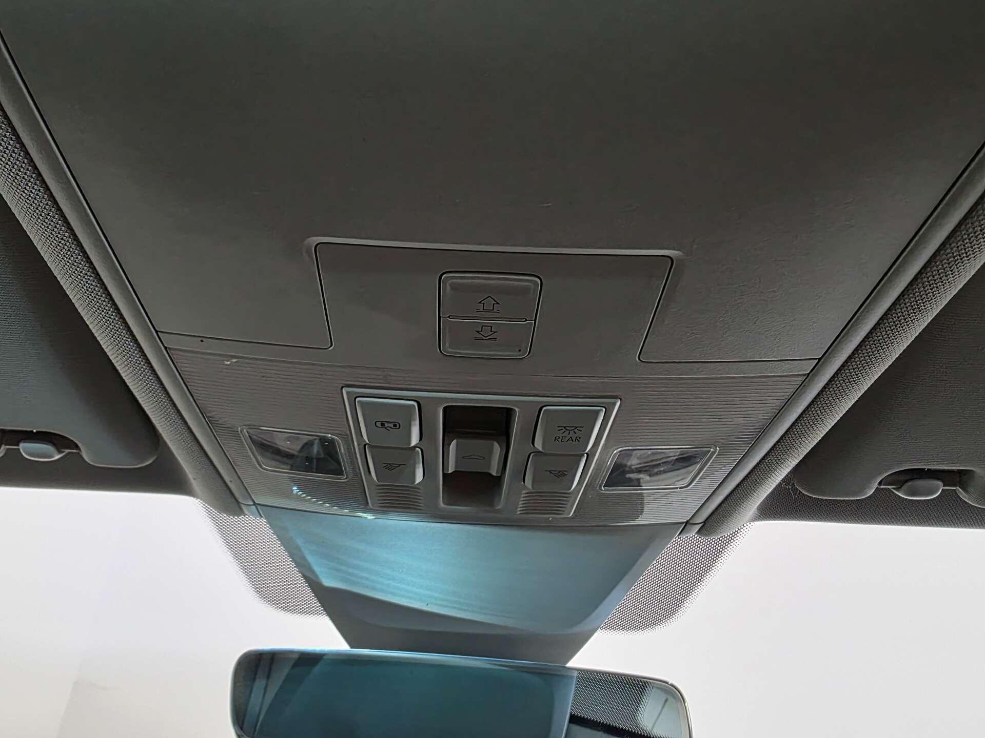 Volkswagen Tiguan view 30
