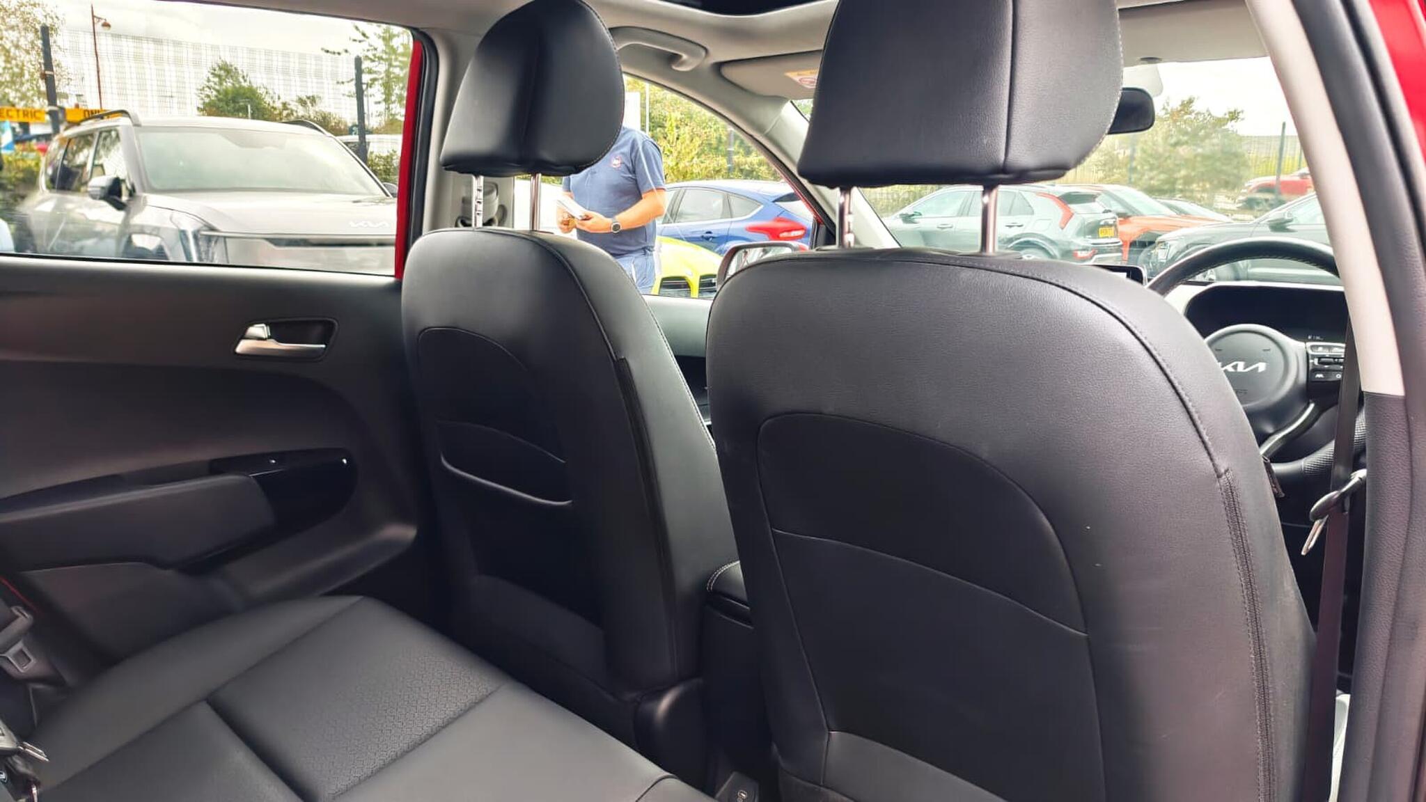 Kia Picanto view 21
