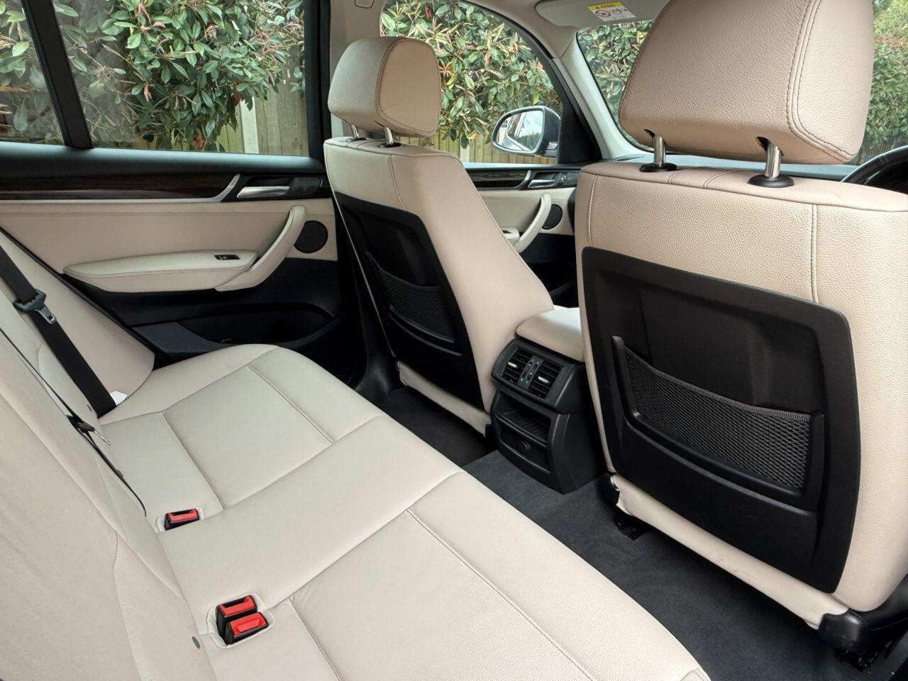 BMW X3 view 30