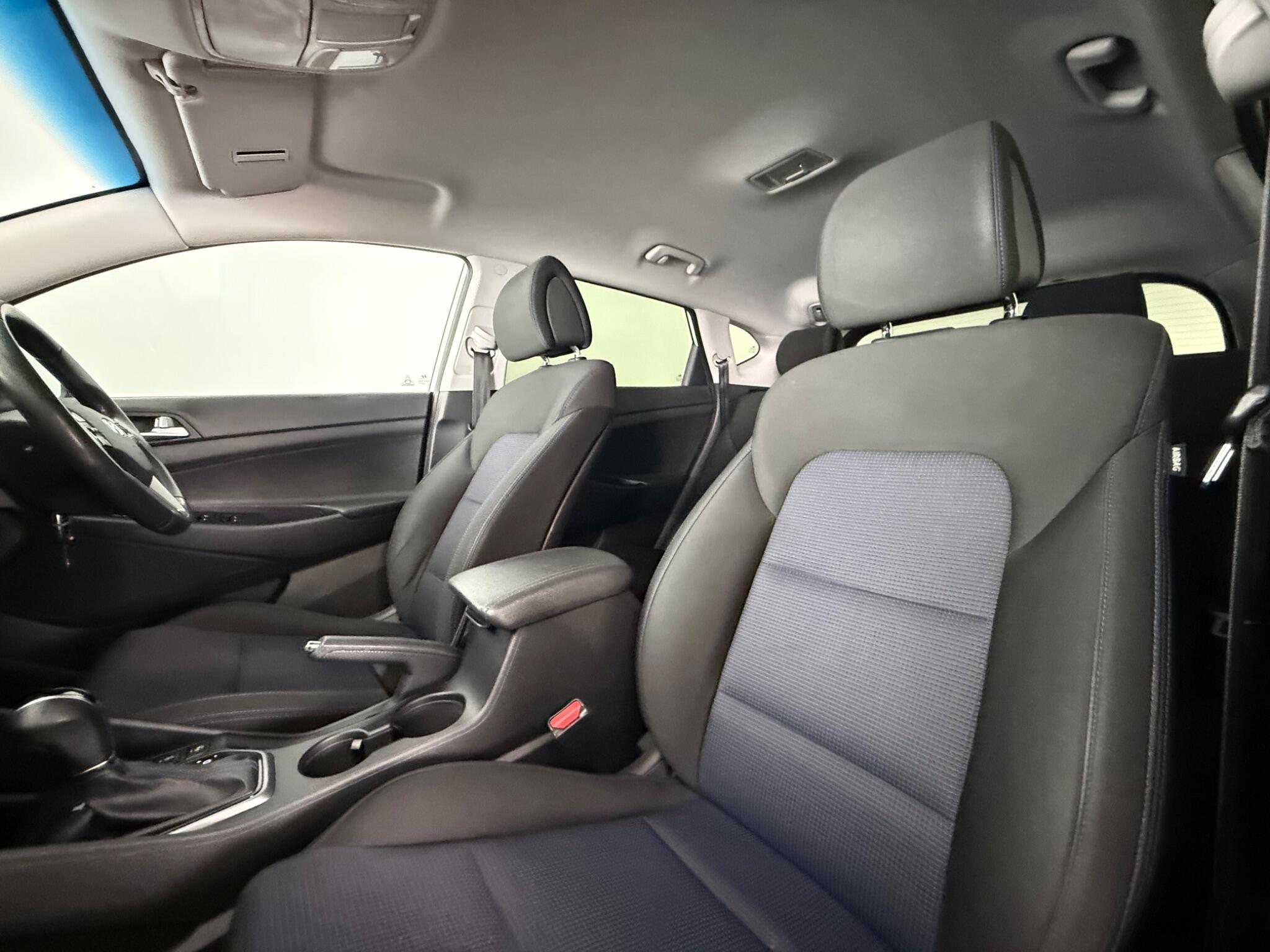 Hyundai Tucson view 27