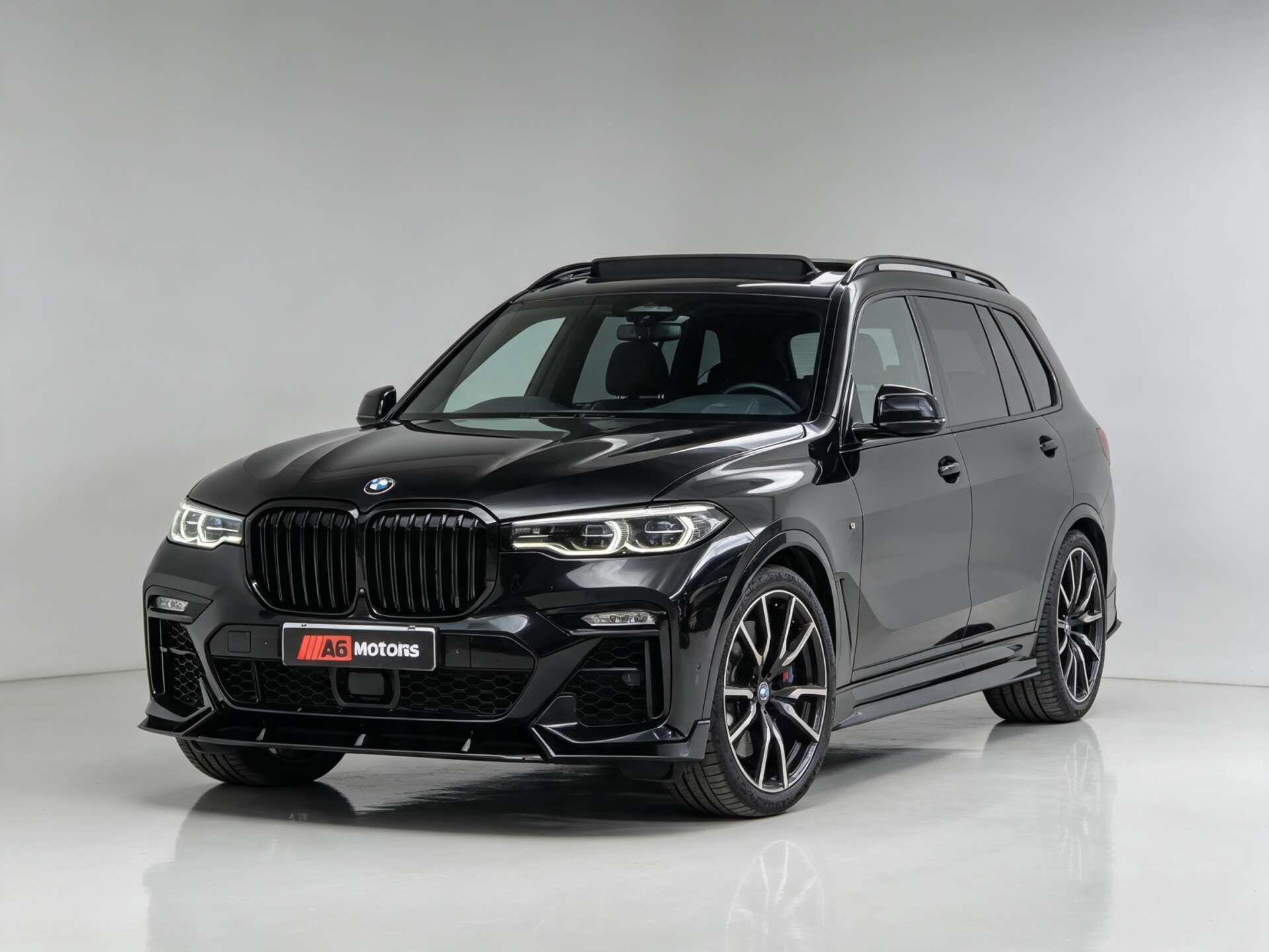 BMW X7 view 10