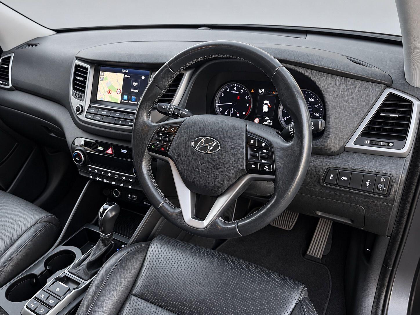 Hyundai Tucson view 18