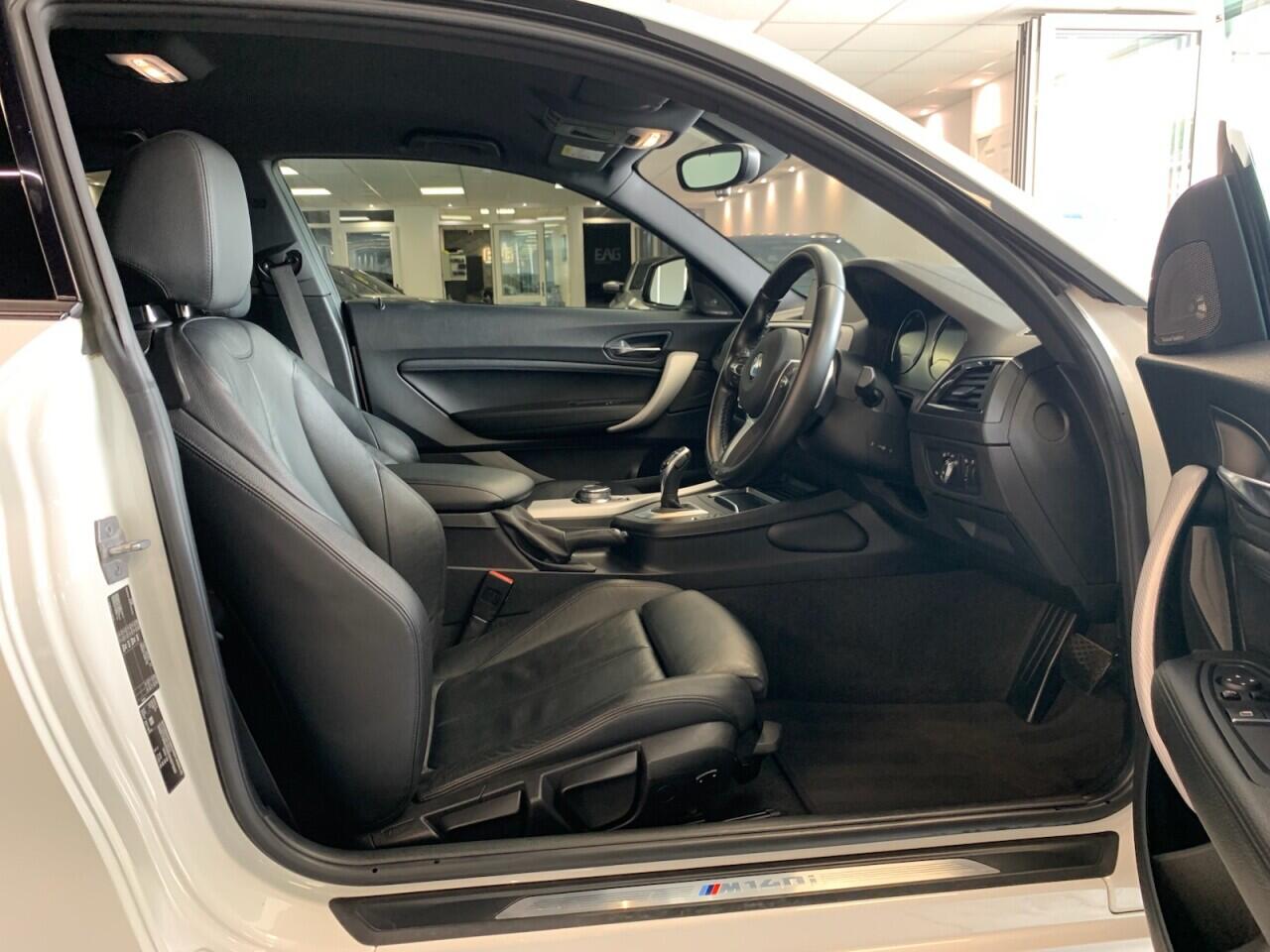 BMW 1 Series view 20
