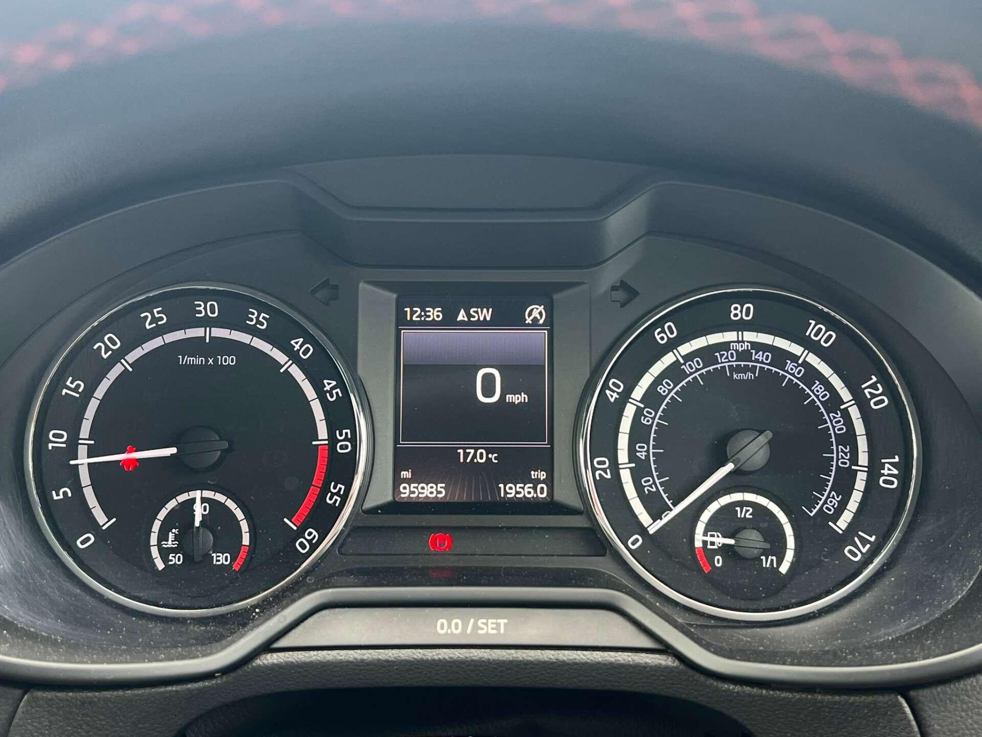 Skoda Octavia view 14