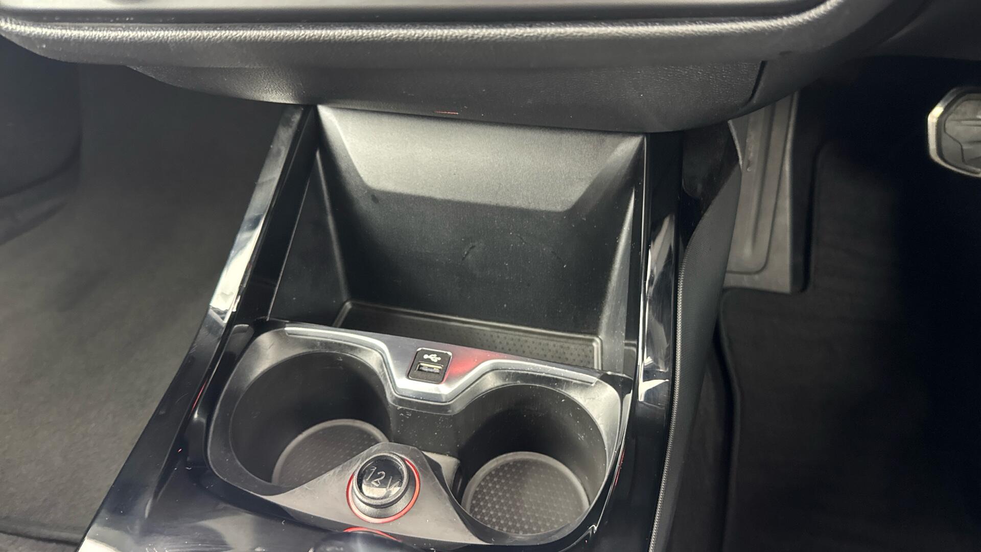 BMW 2 Series Gran Coupe view 38