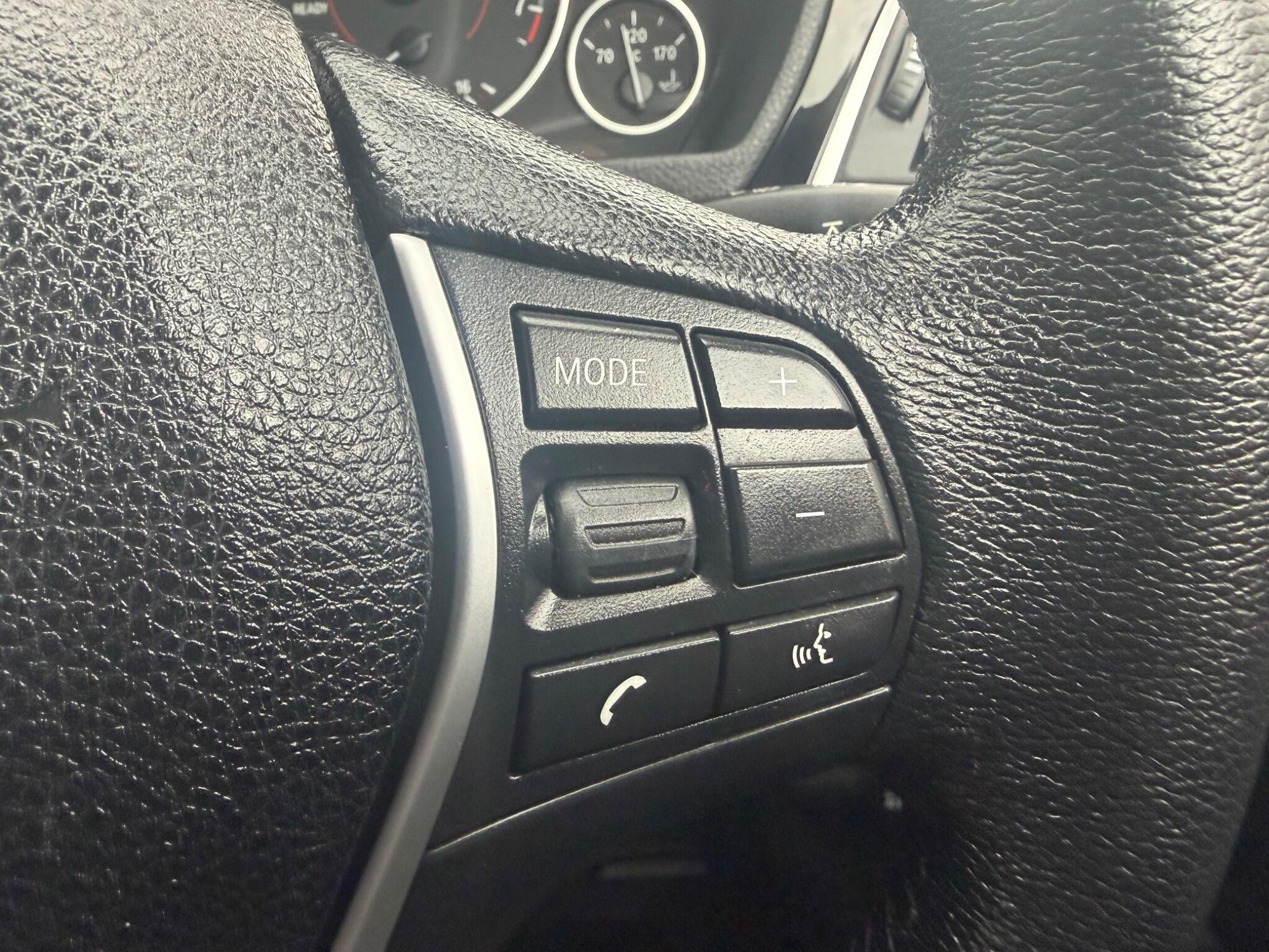 BMW 3 Series view 43