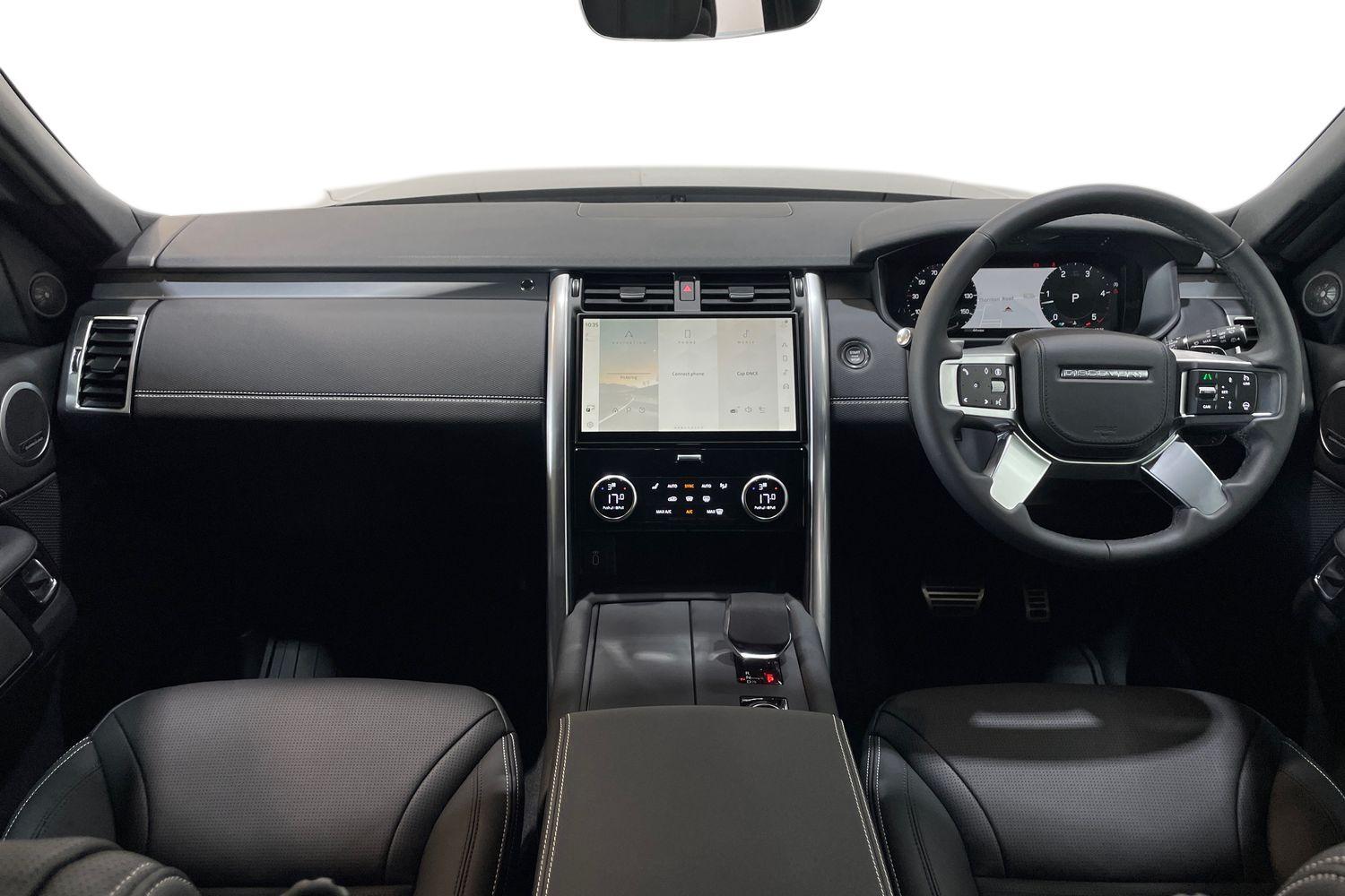 Land Rover Discovery view 9