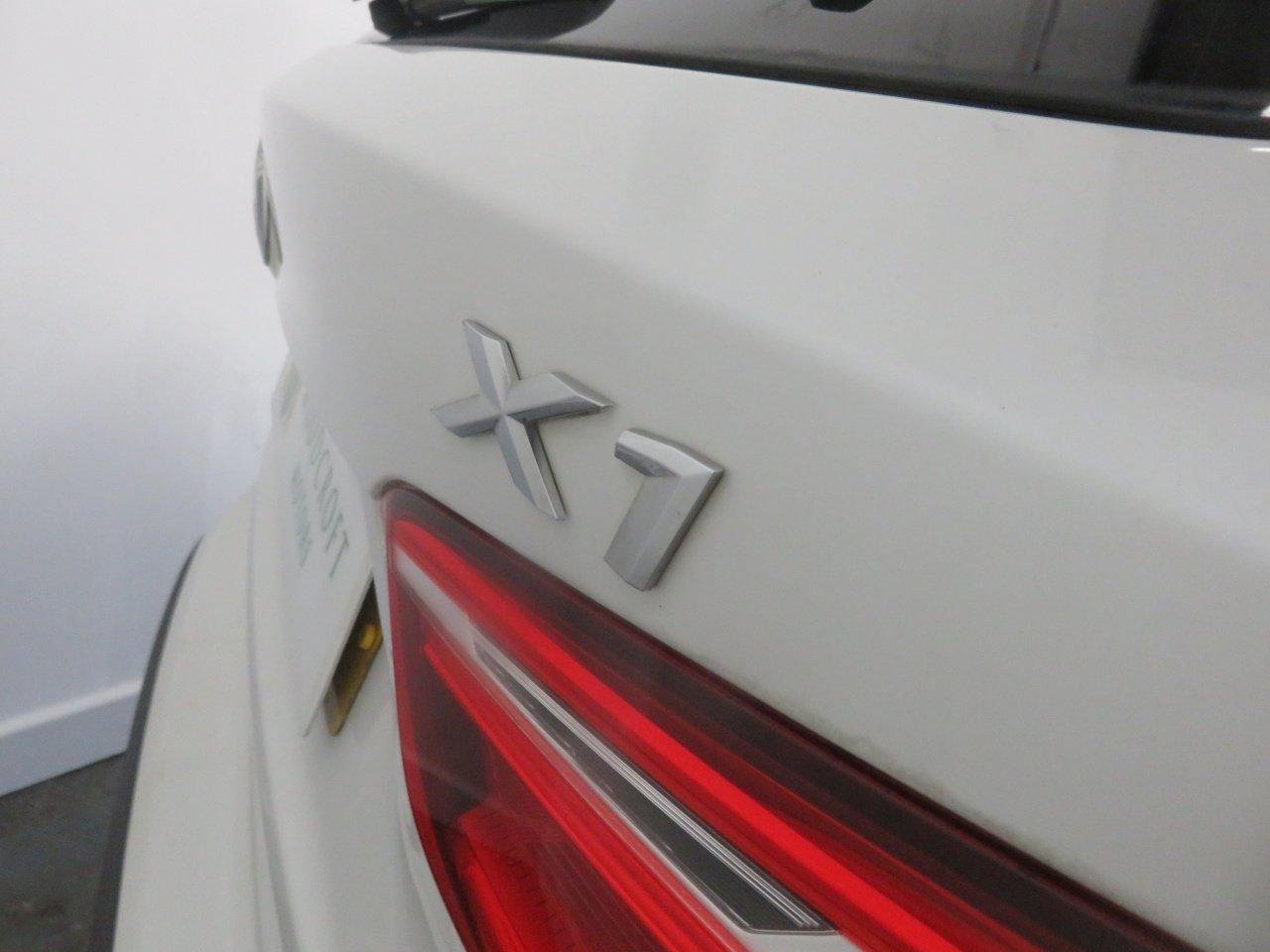 BMW X1 view 16
