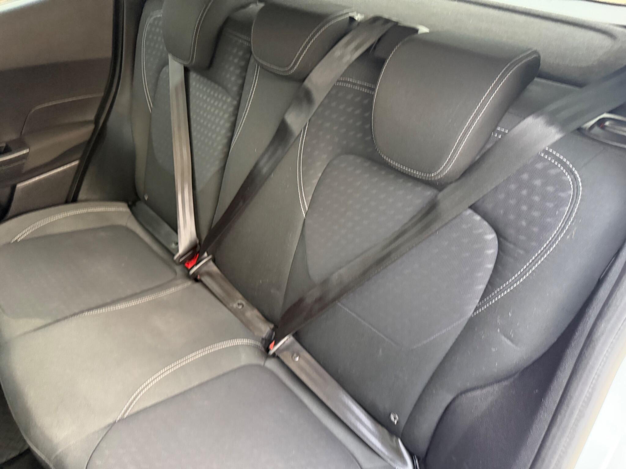 Ford Fiesta view 73