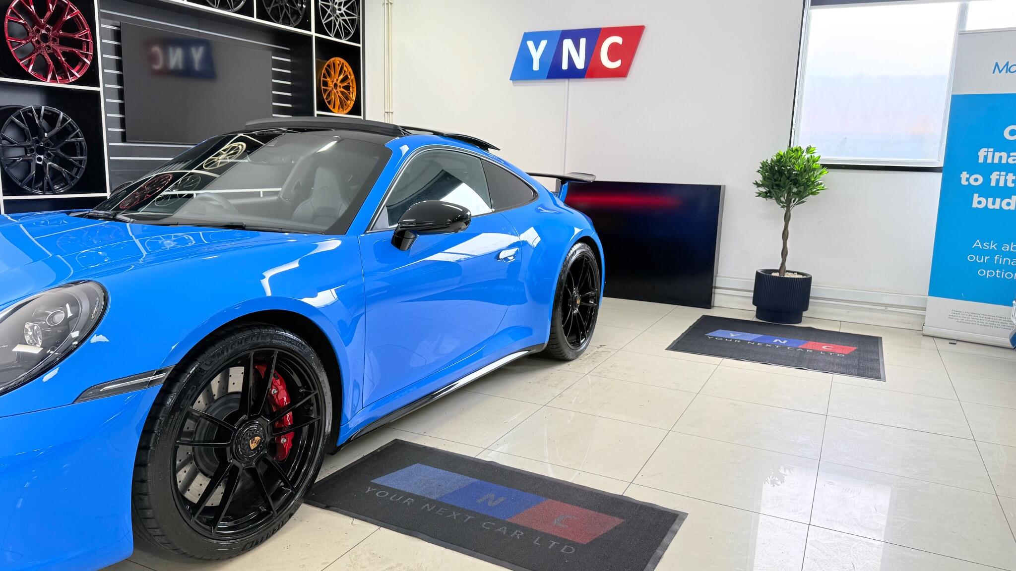 Porsche 911 view 77