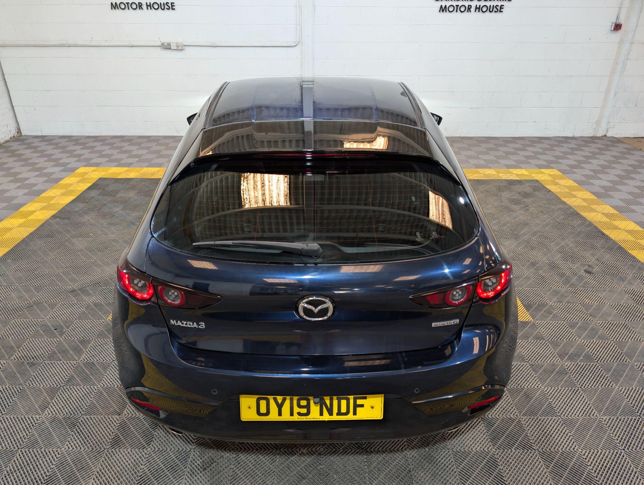 Mazda Skyactiv-G view 70
