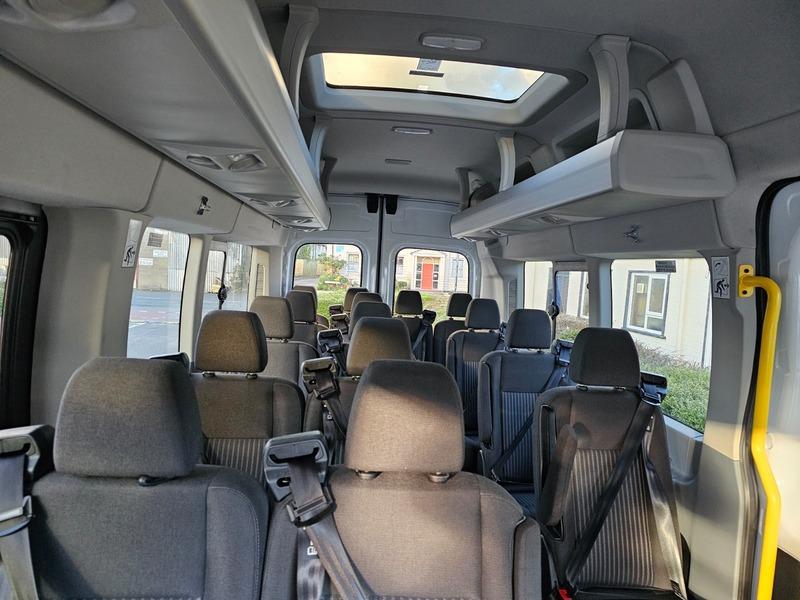 2018 Ford Transit 2.2 TDCi 460 HDT Trend Minibus 5dr Diesel Manual L4 H3 (18 seats) (196 g/km, 123 bhp) • 9,875 miles image 15