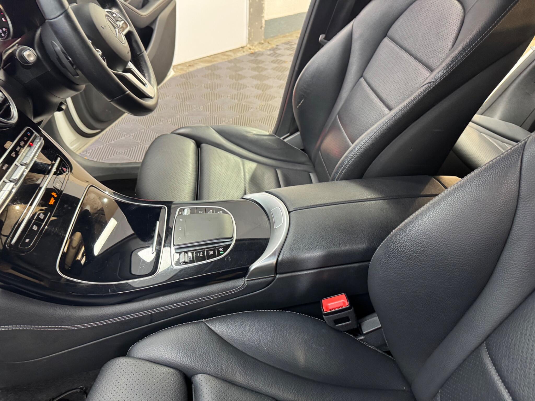 Mercedes-Benz GLC view 51
