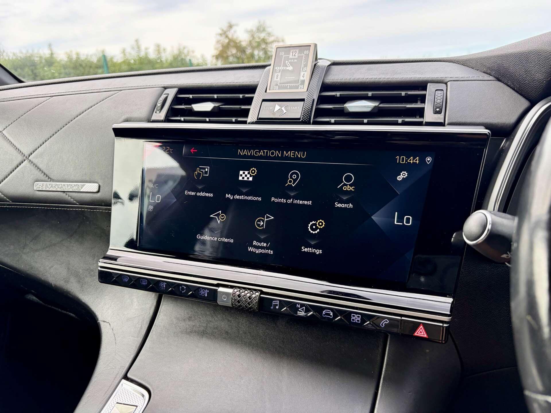 DS Automobiles DS 7 Crossback view 44