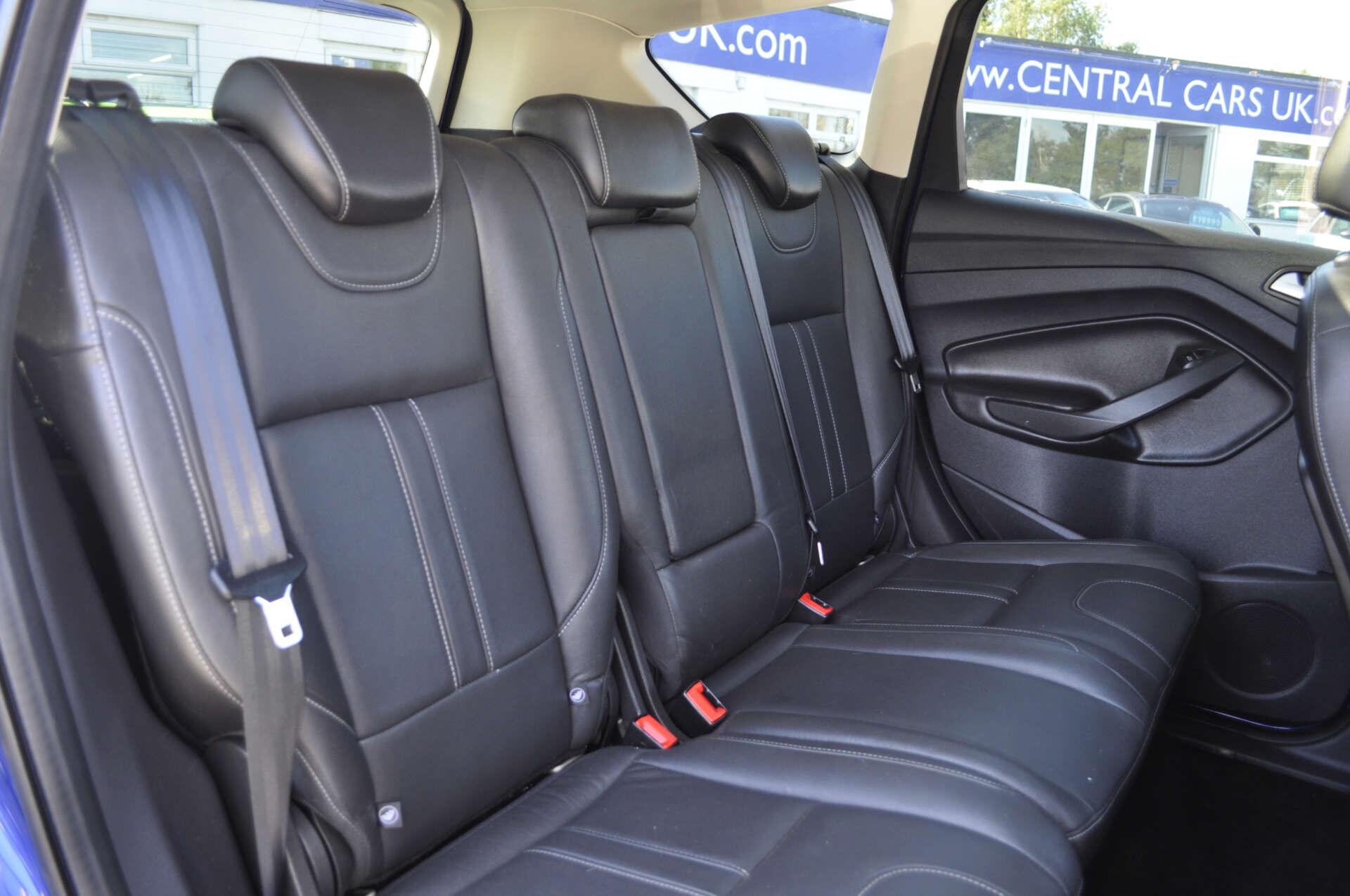 Ford Kuga view 12