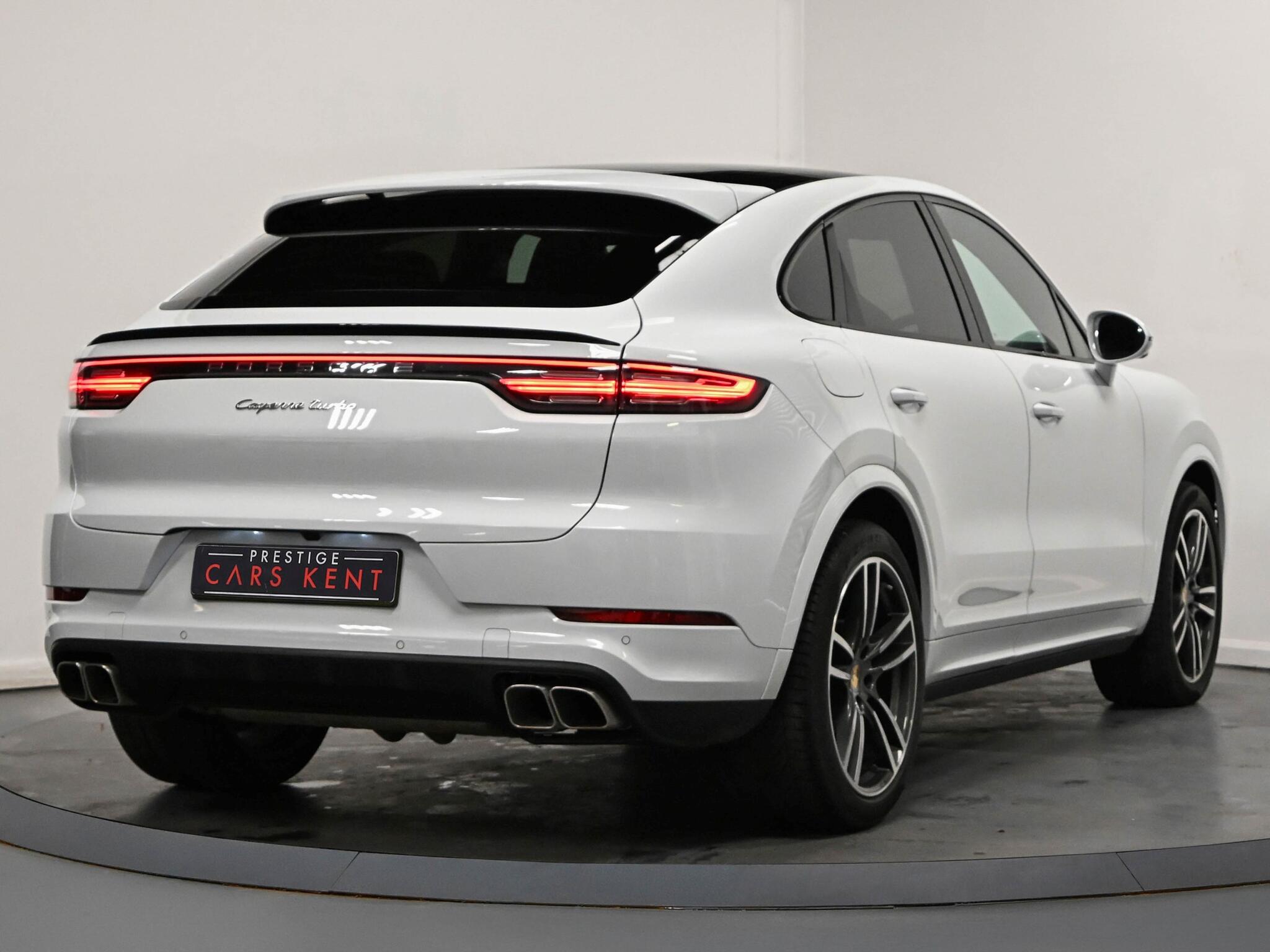 Porsche Cayenne view 28