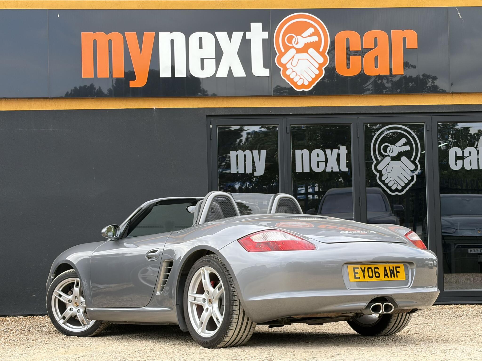 Porsche Boxster view 9