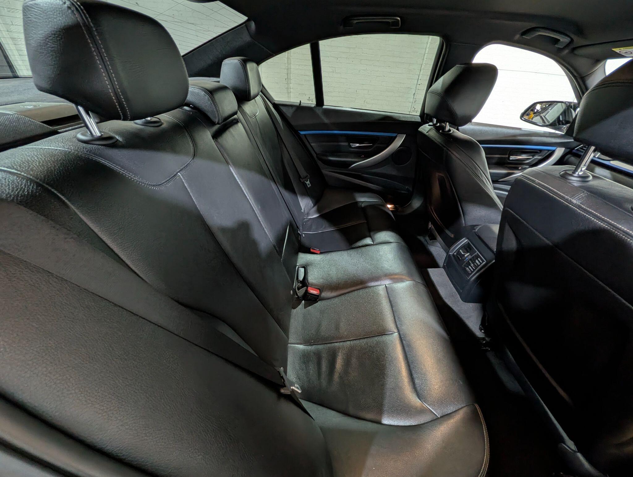 BMW 3 Series view 78